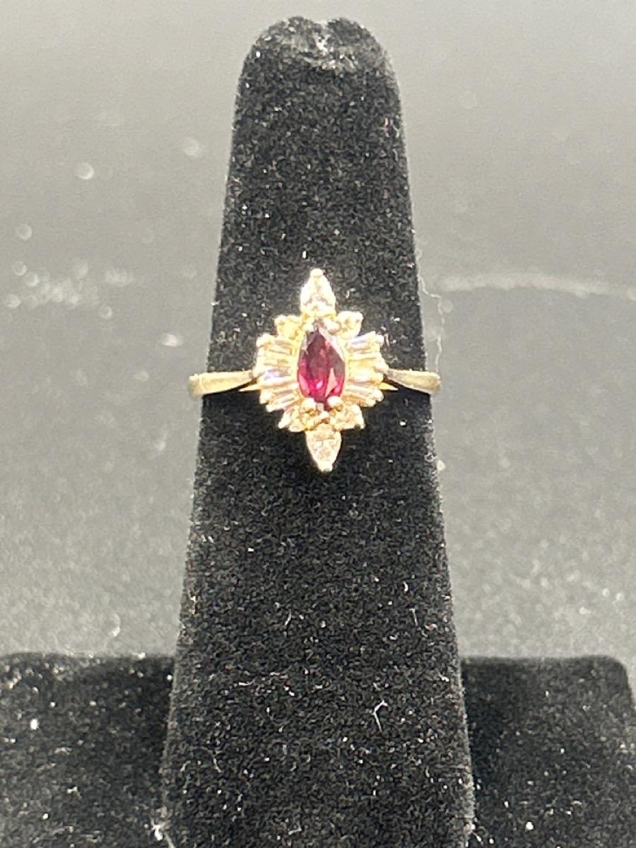 14k Yellow Gold Ruby & Apx 7/10 CTW Pear Diamond Ring Size 6.5 For Sale 2