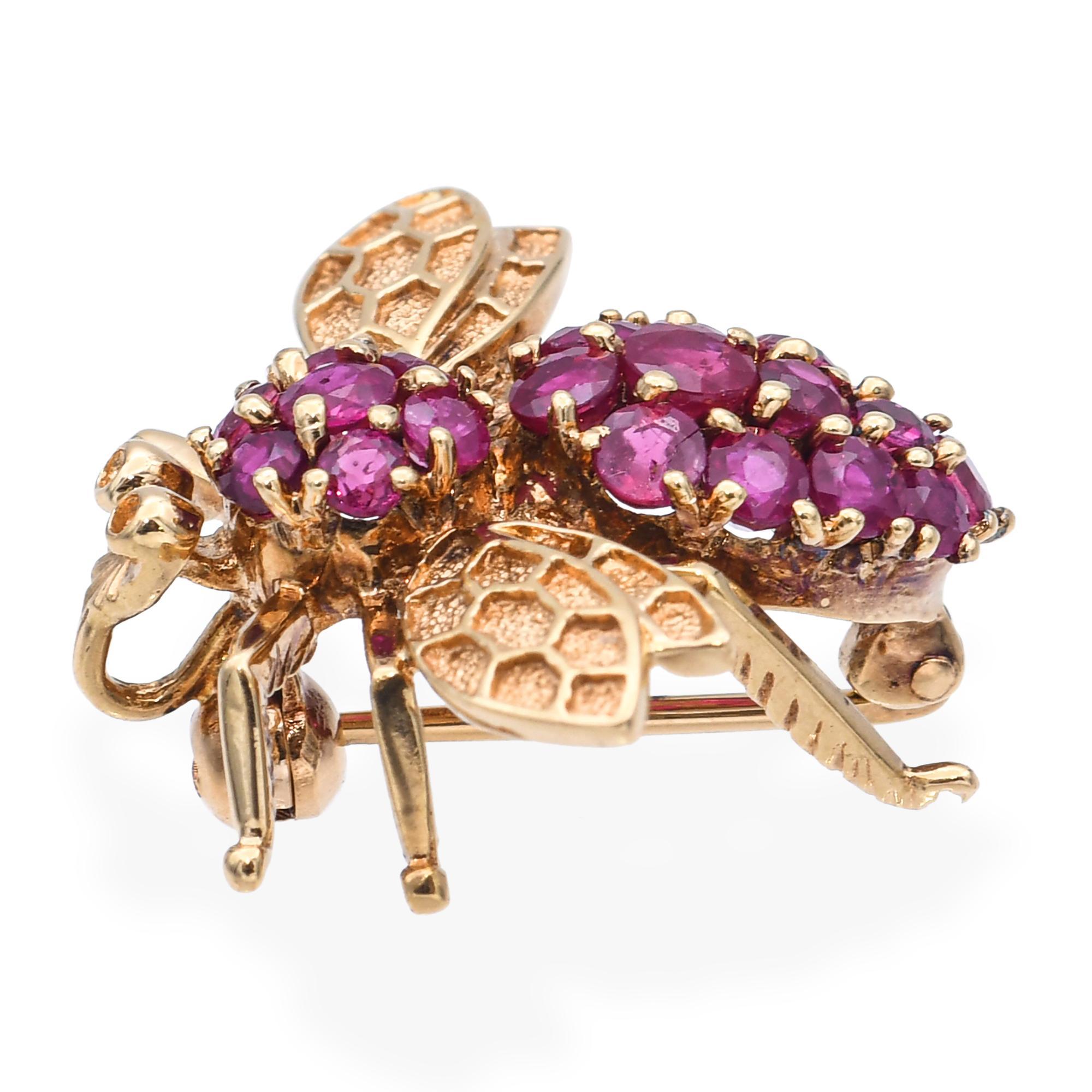 14k Gelbgold Rubin-Bumblebee-Brosche mit Anhänger im Angebot 1
