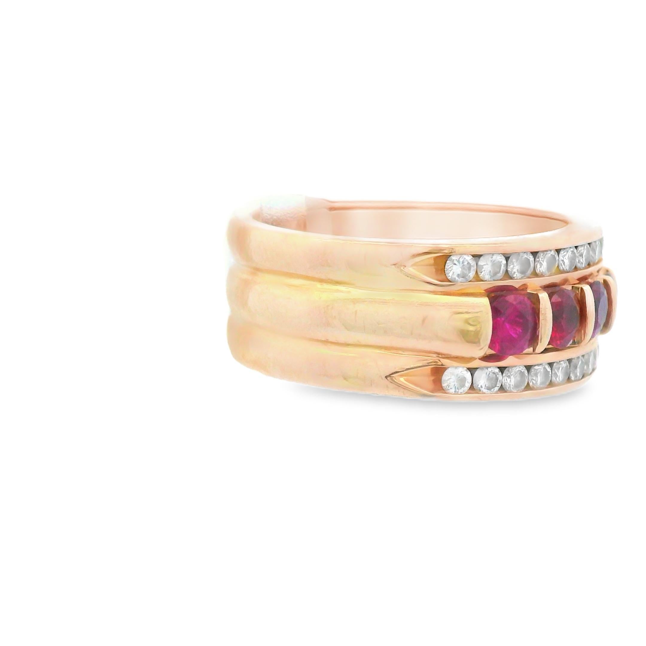 da uomo o donna Anello a fascia con rubini e diamanti in oro giallo 14K in vendita