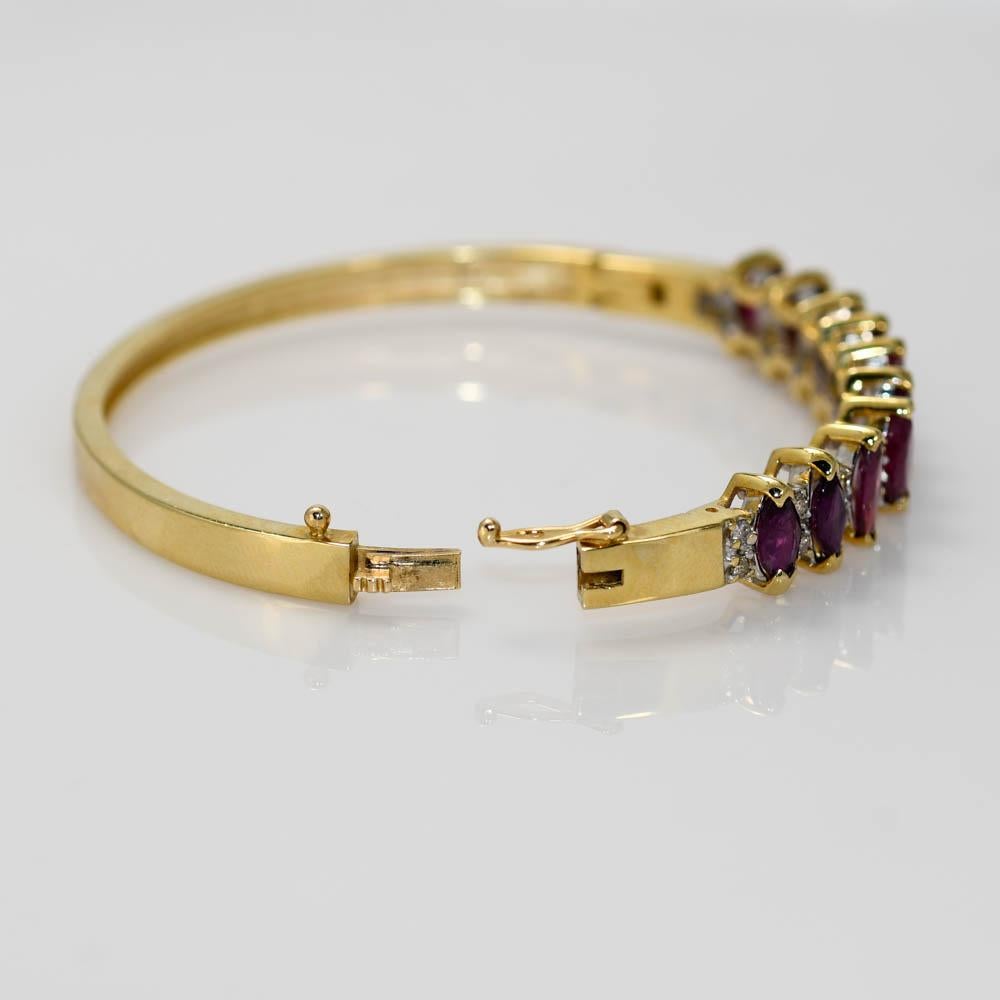 Women's 14K Yellow Gold Ruby & Diamond Bangle Bracelet, 17.8g, 3.00tcw For Sale