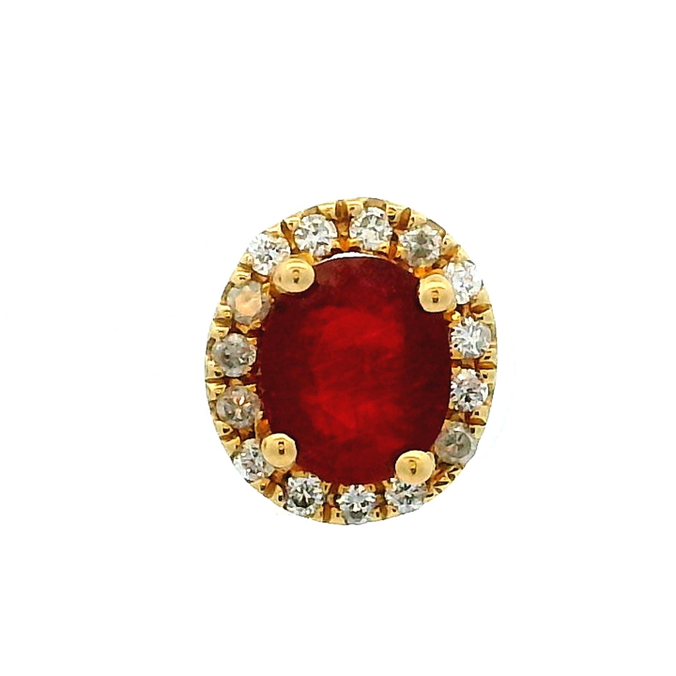 14K Yellow Gold Ruby & Diamond Halo Stud Earrings in vendita 4