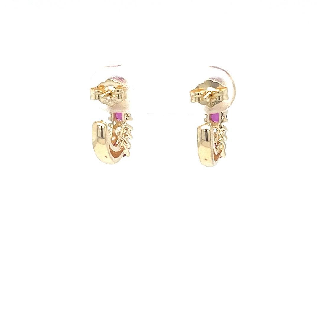 14K Yellow Gold Ruby & Diamond Huggie Hoop Earrings In Good Condition For Sale In Coral Gables, FL