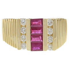 14K Yellow Gold Ruby 
Diamond Stepped Band Ring