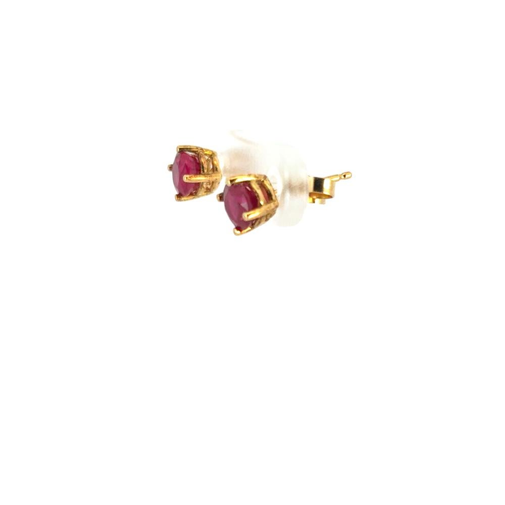 Clous d'oreilles en or jaune 14 carats et rubis en vente 4