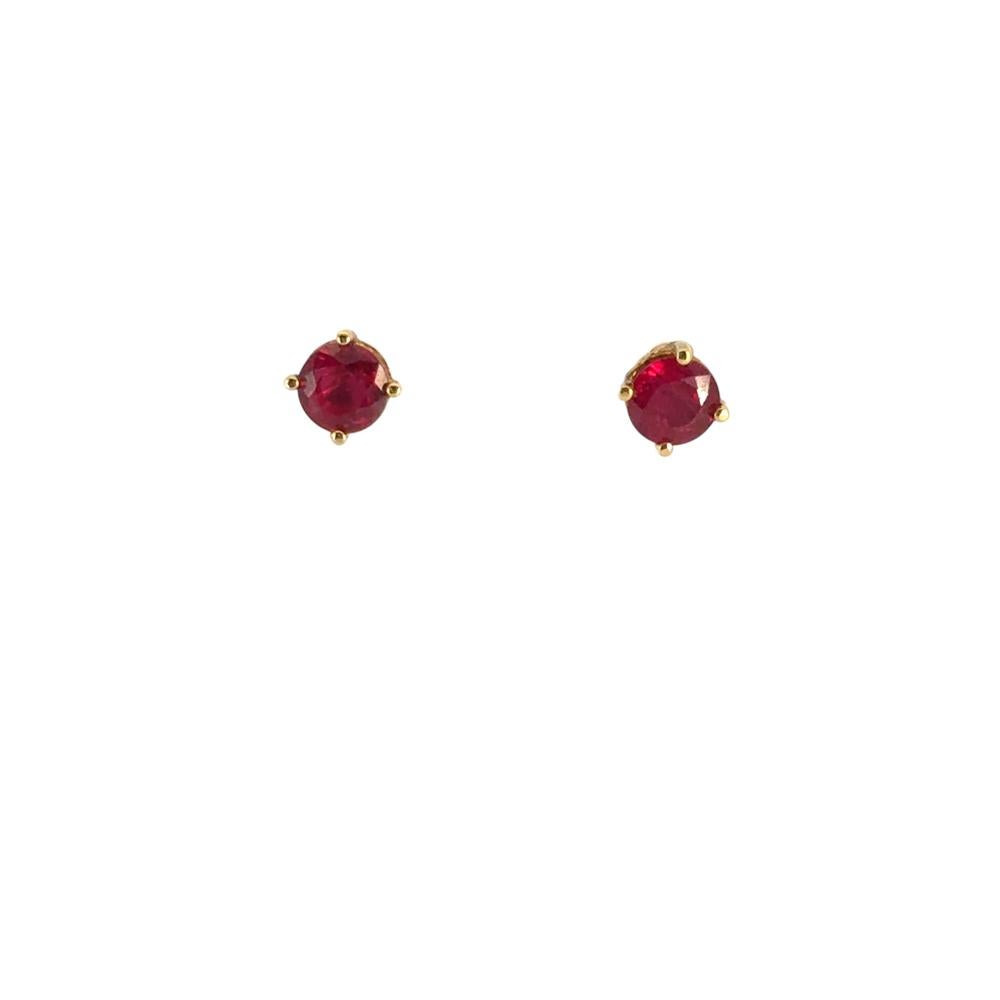 Clous d'oreilles en or jaune 14 carats et rubis en vente 3