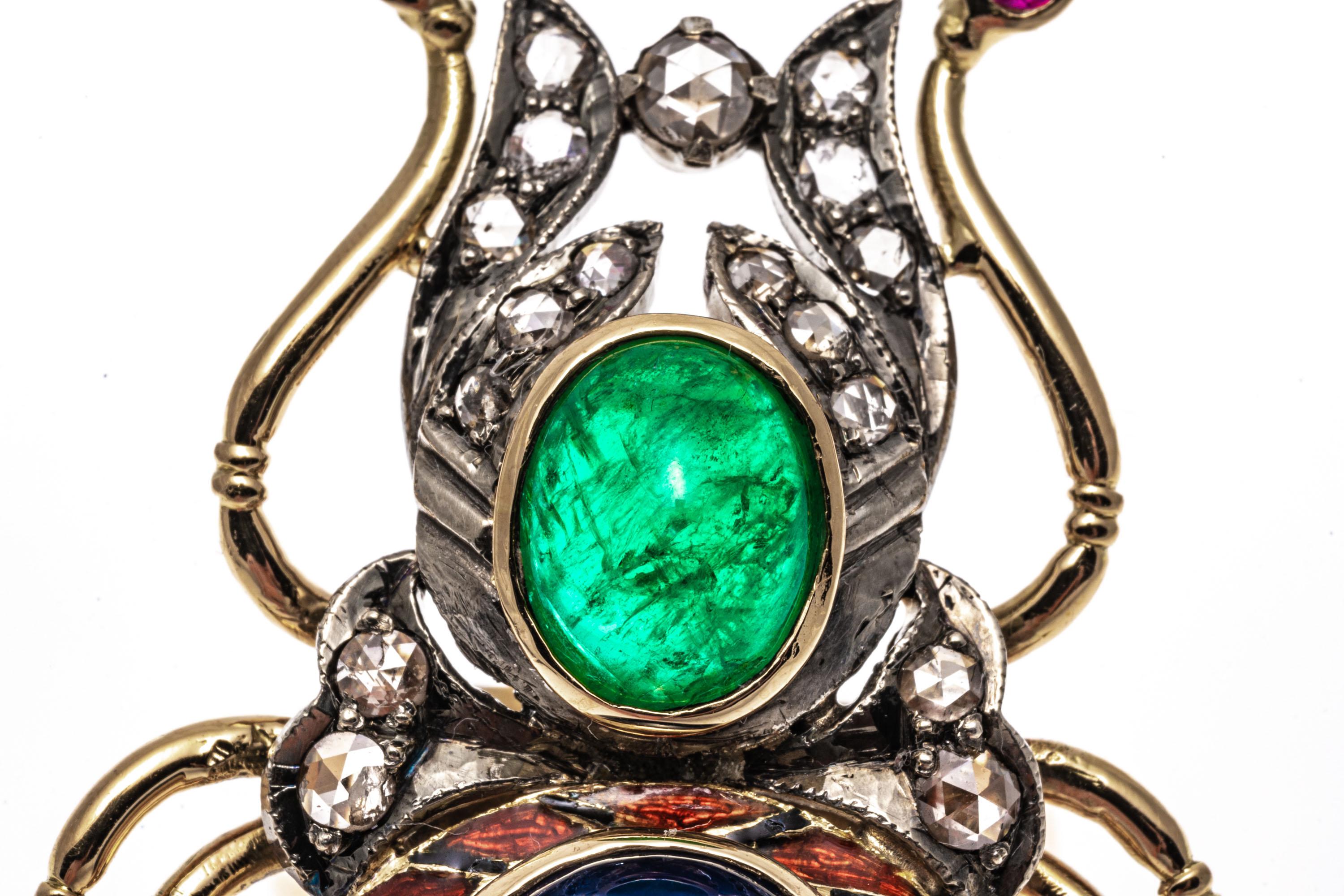 Anillo Escarabajo de Oro Amarillo de 14k con Rubí, Esmeralda, Zafiro y Diamante Macle Renacimiento egipcio en venta