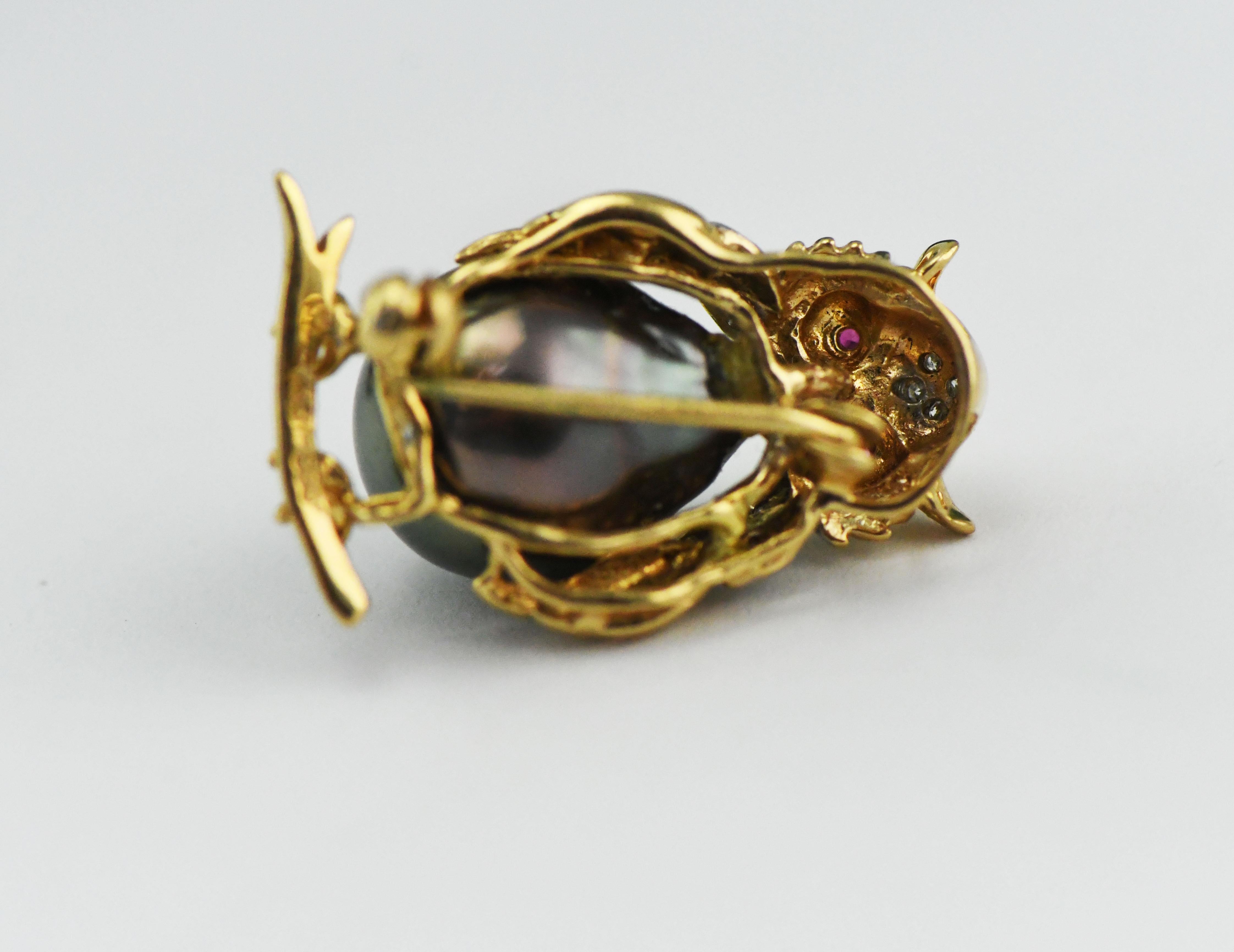 14 Karat Yellow Gold Ruby Eyed Owl Pin with Tahitian South Sea Pearl & Diamonds In Good Condition For Sale In Overland Park, KS