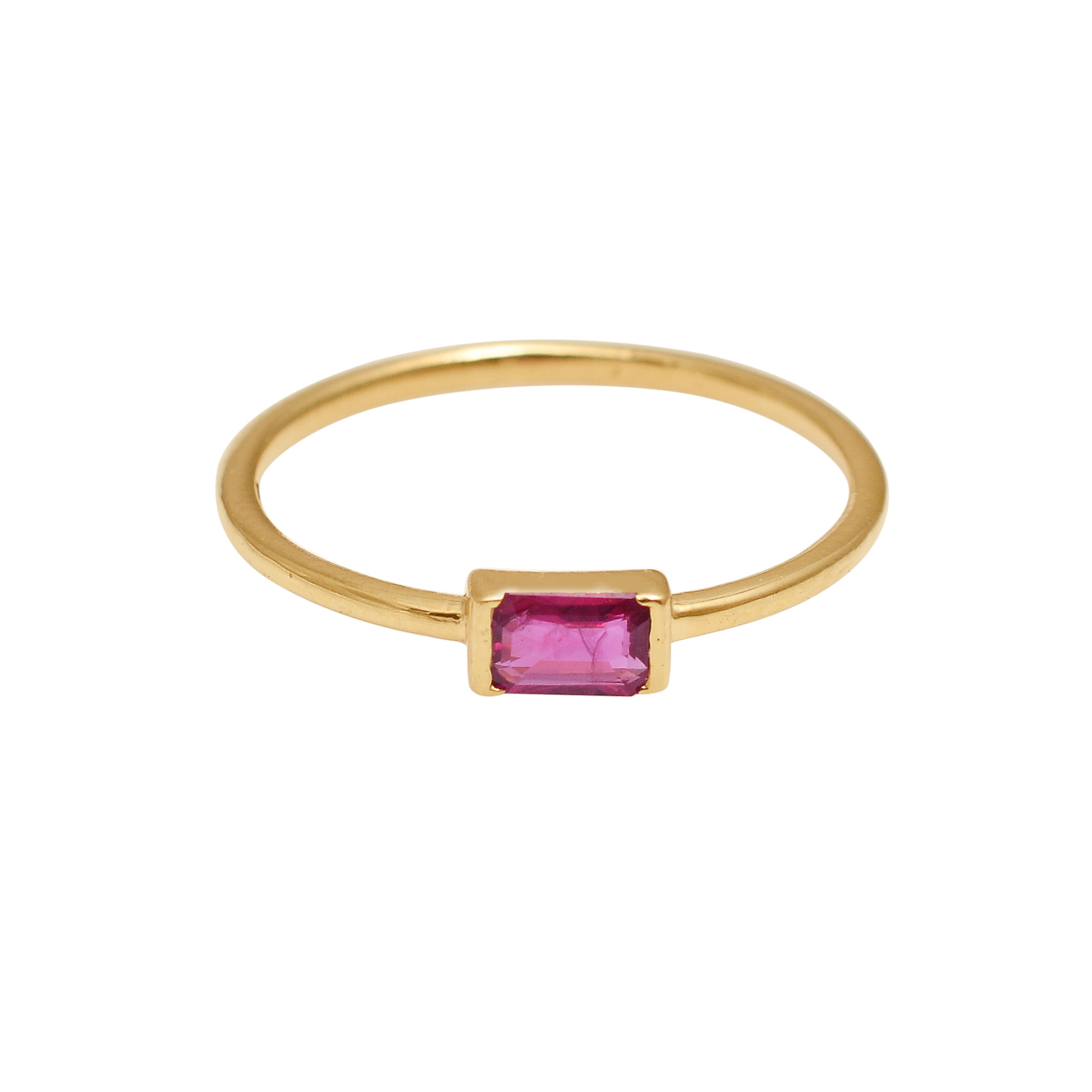 Ring aus 18 Karat Gelbgold mit Rubin () 3