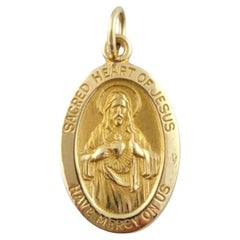 Vintage 14K Yellow Gold Sacred Heart of Jesus Charm #16215