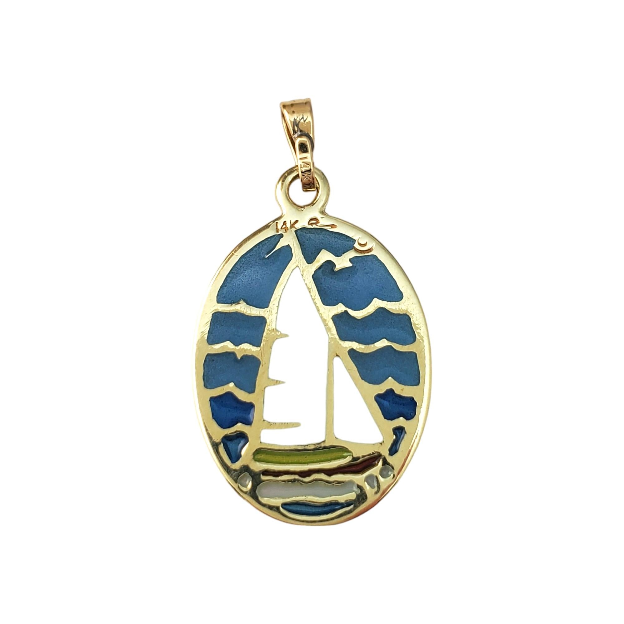 14K Yellow Gold Sailboat Pendant #16570 In Good Condition For Sale In Washington Depot, CT