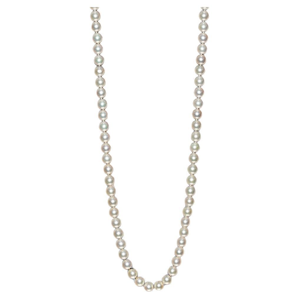 14K Yellow Gold Saltwater Cultured White Pearl Necklace 28" For Sale