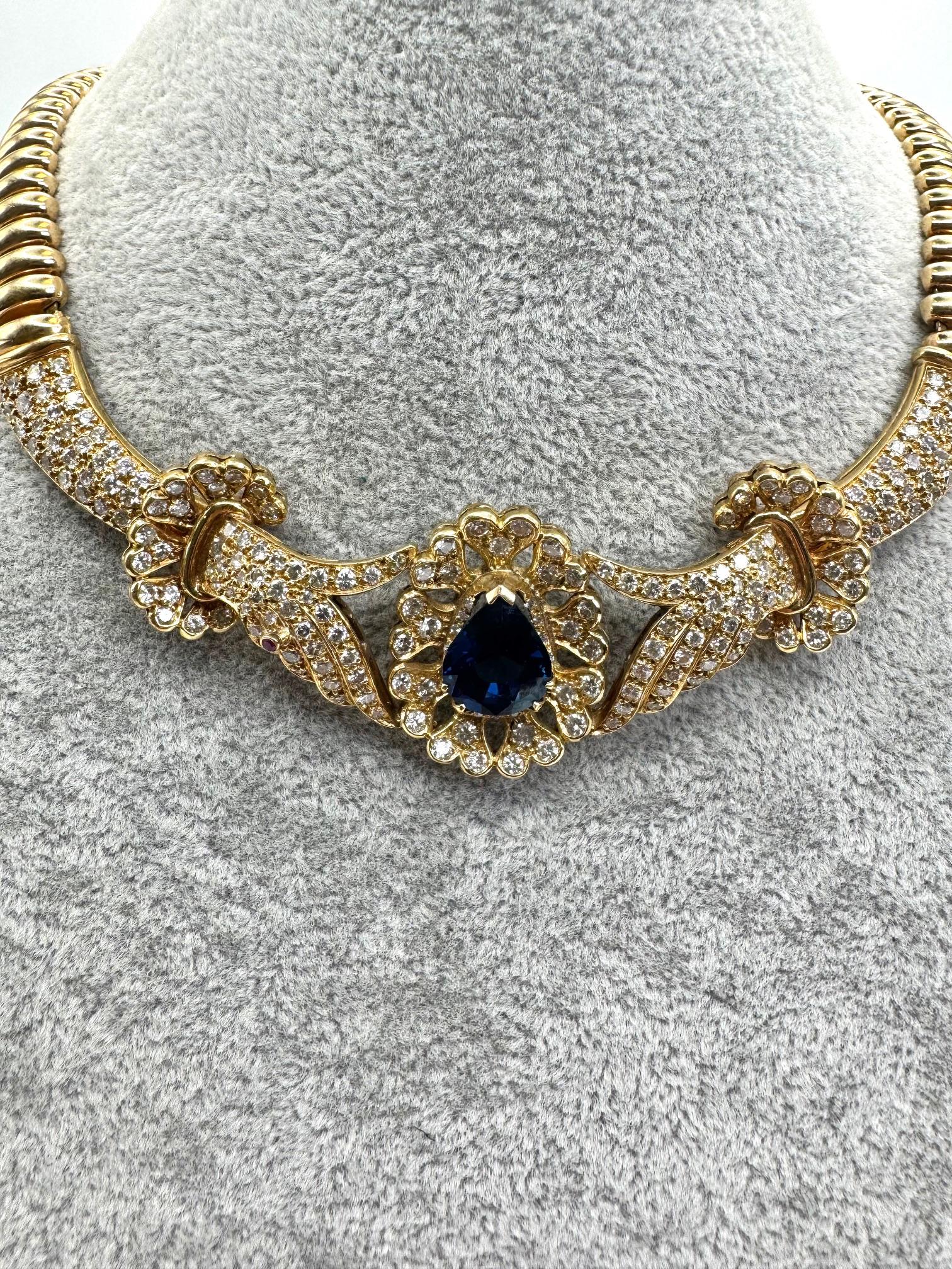 14K Yellow Gold Sapphire and Diamond Necklace In Excellent Condition For Sale In Great Neck Plaza, NY