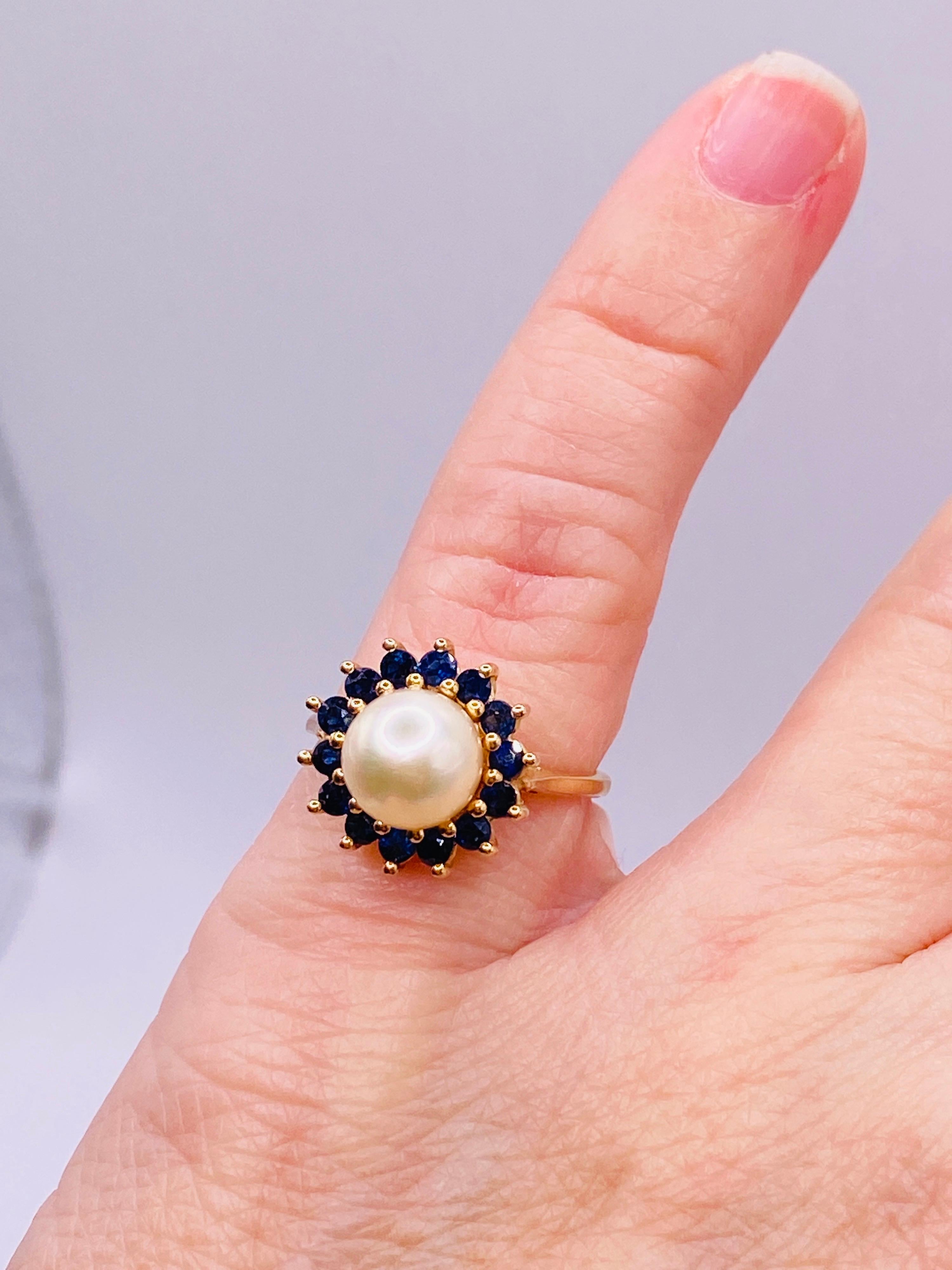 14K Yellow Gold Sapphire and Pearl Ring In Good Condition In DALLAS, TX