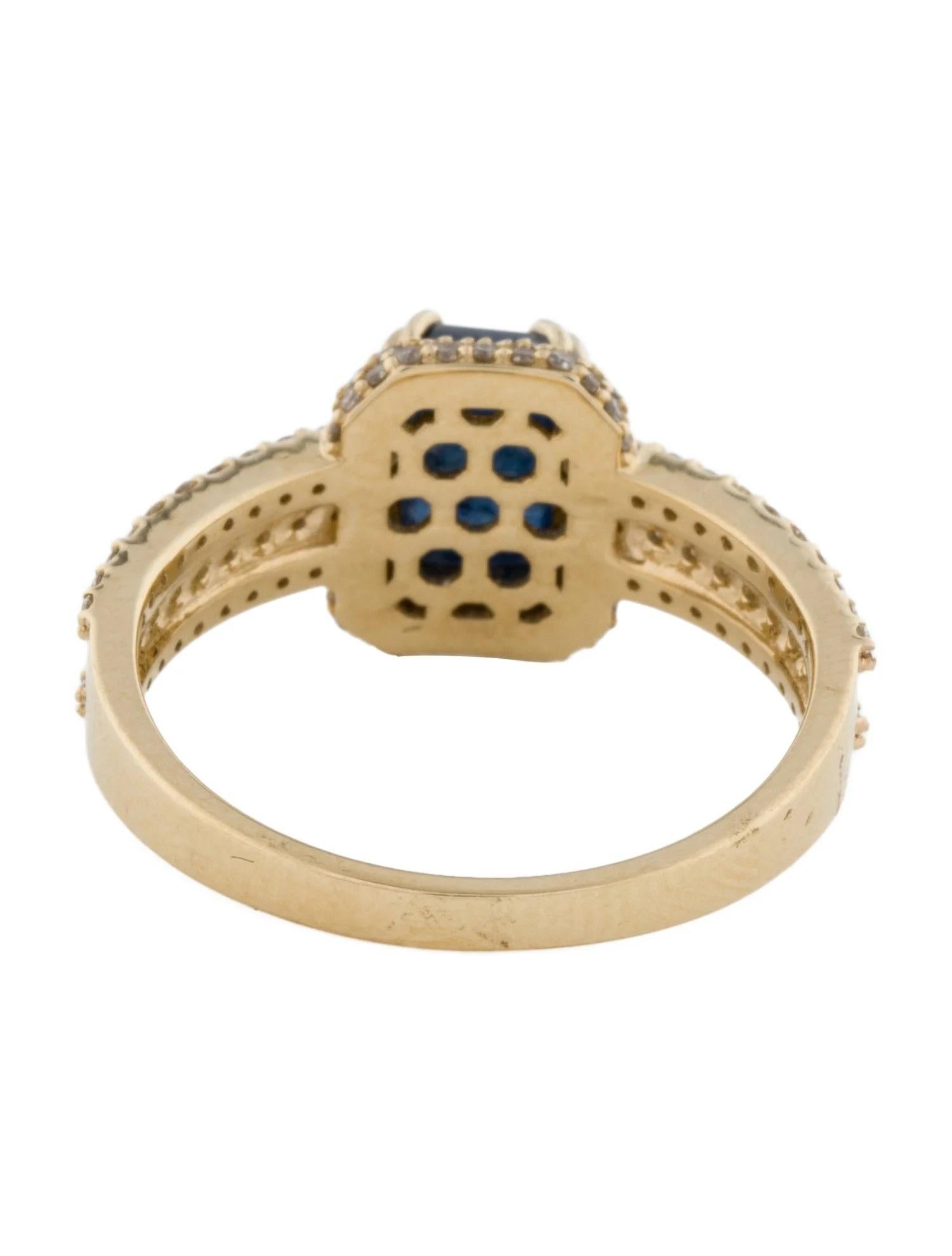 Round Cut 14K Yellow Gold Sapphire & Diamond Cocktail Ring, Size 6.5 For Sale