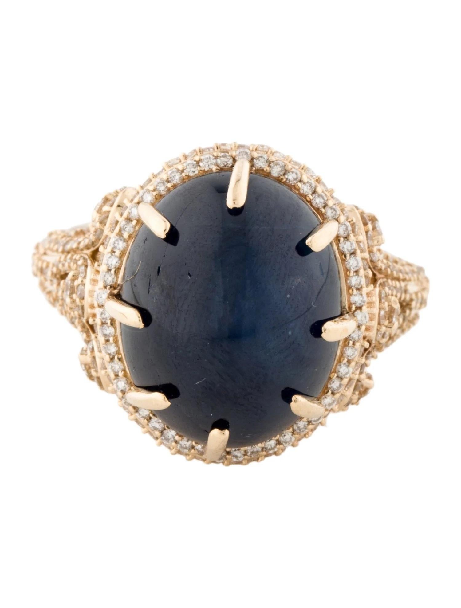 Artiste Bague cocktail en or jaune 14 carats, saphir et diamants avec diamants de 0,79 carat et caboch en vente