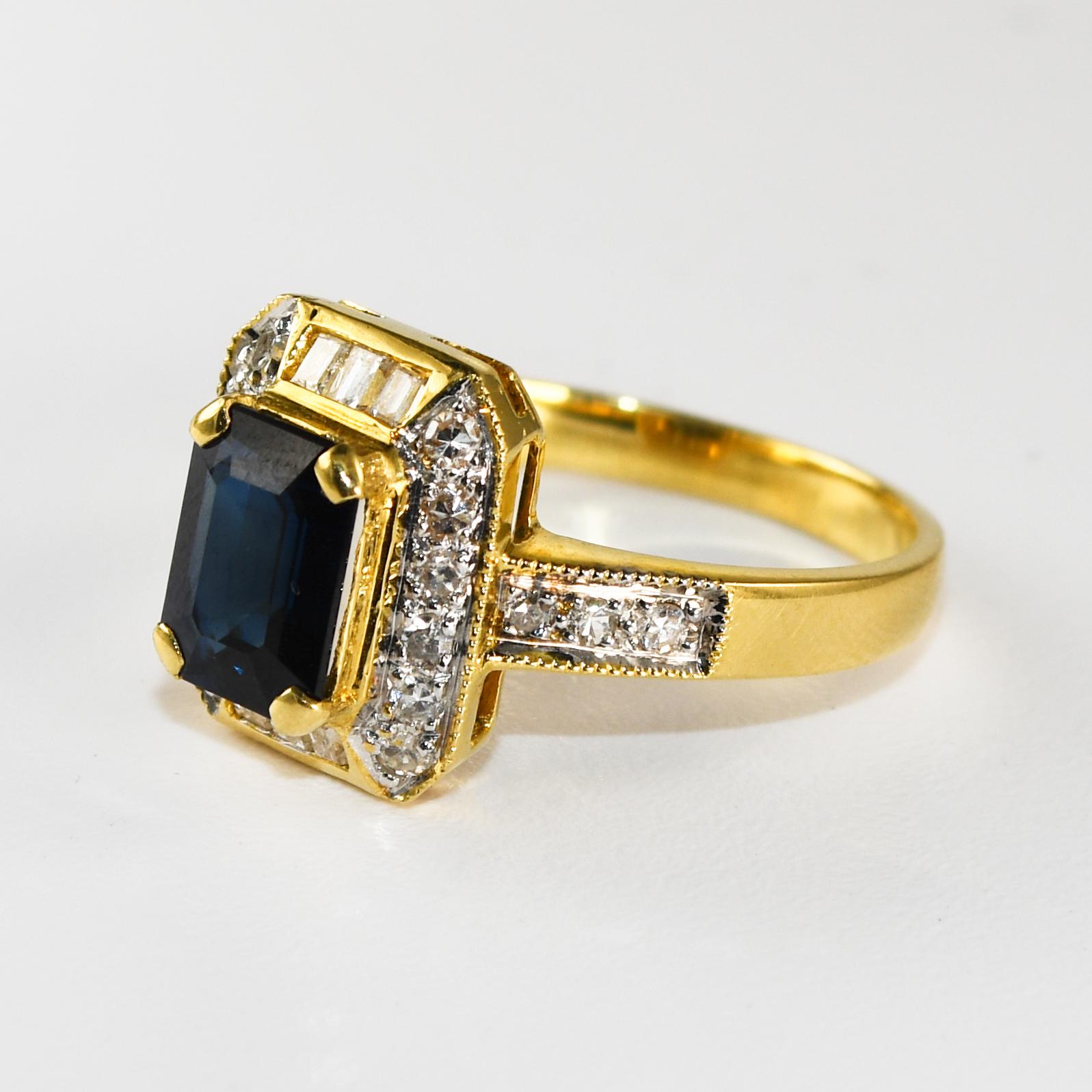 14K Yellow Gold Sapphire & Diamond Ring 4.6g For Sale 1