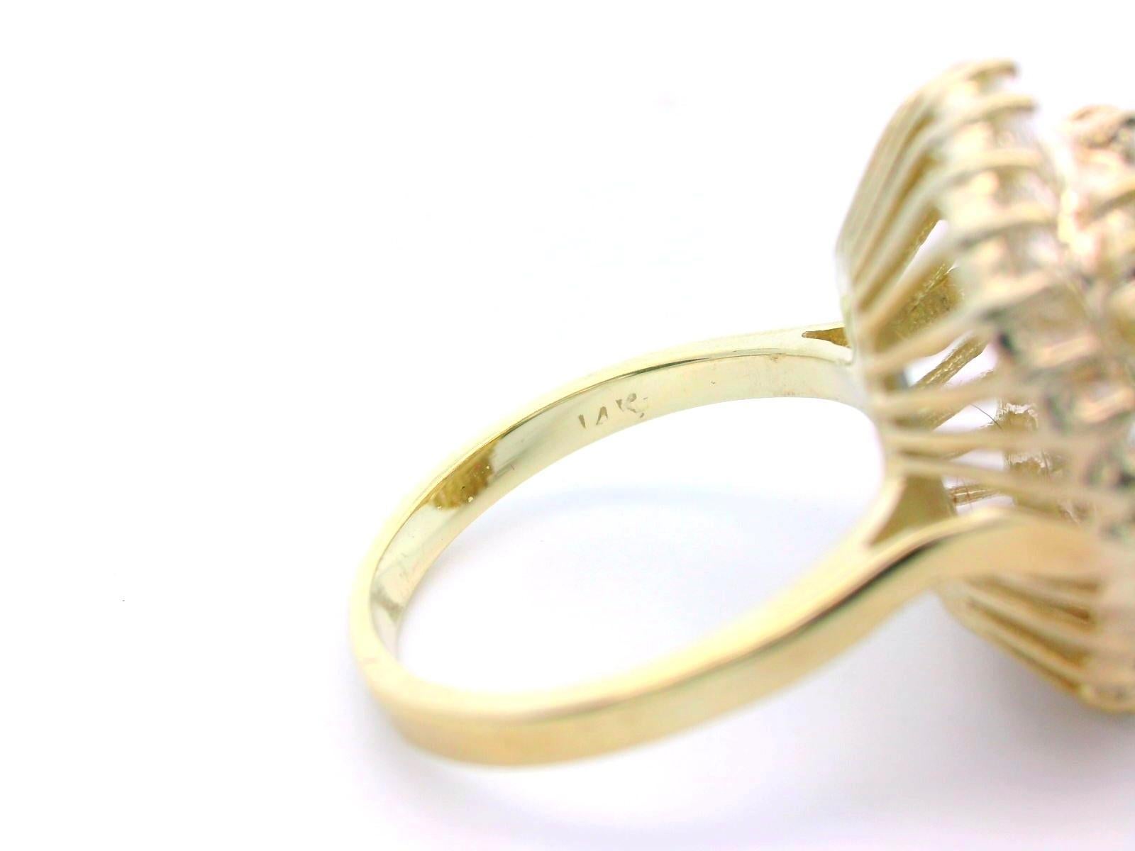 14k Yellow Gold Sapphire & Diamond Ring For Sale 5
