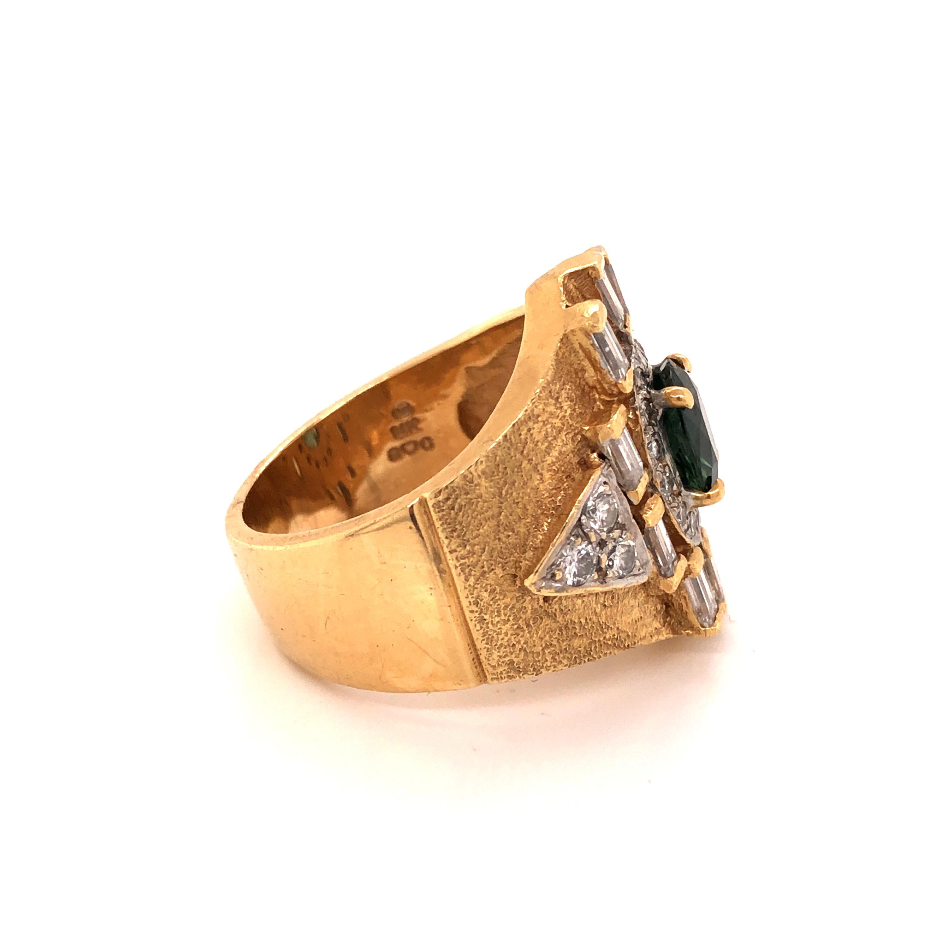 Oval Cut 14 Karat Yellow Gold Sapphire Diamond Ring For Sale