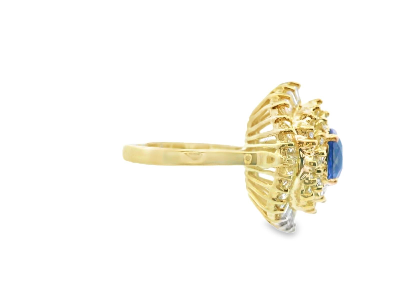 14k Yellow Gold Sapphire & Diamond Ring For Sale 2