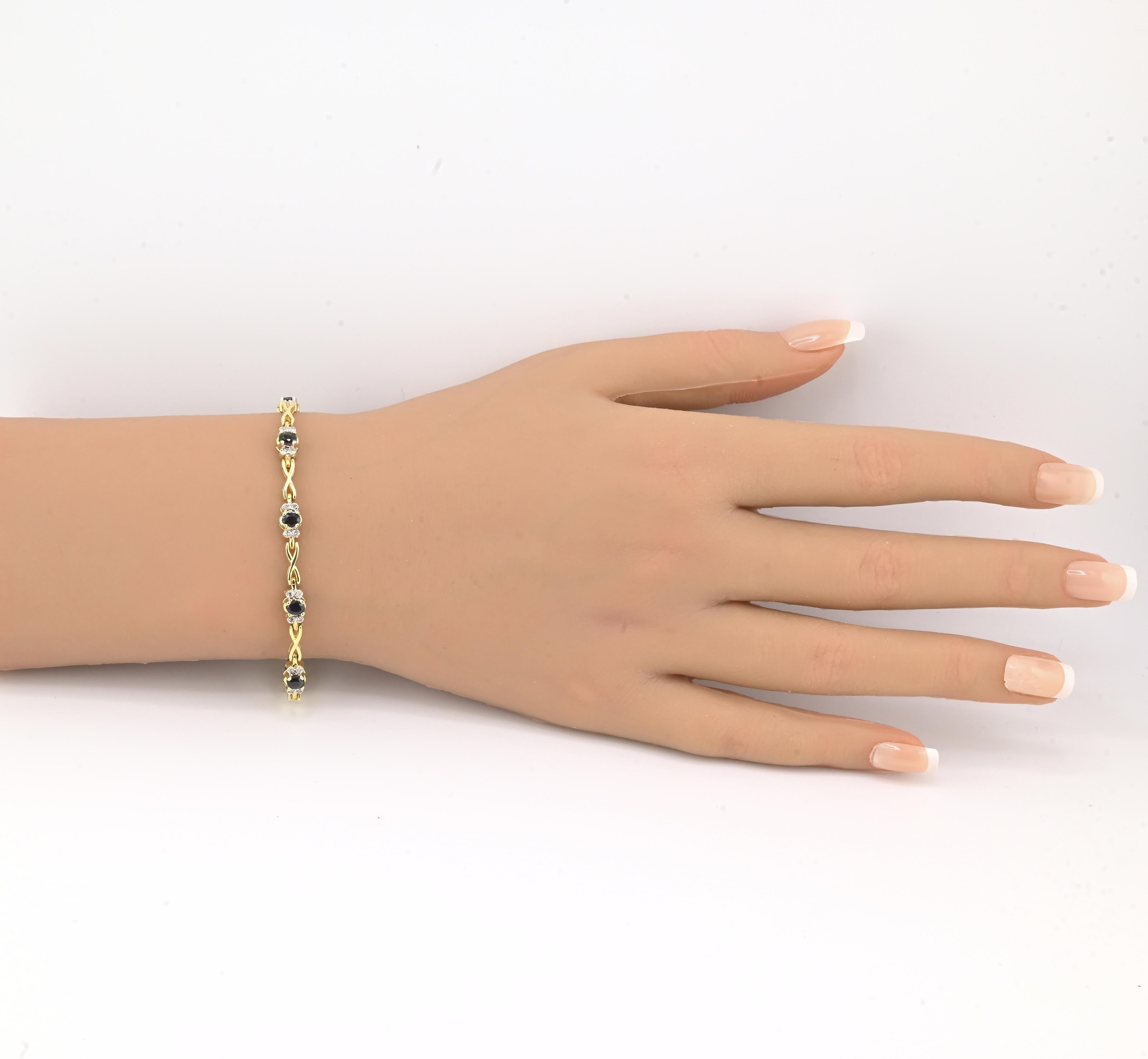 Bracelet de tennis en or jaune 14K avec saphir et diamant • 11.29g • Saphirs naturels Unisexe en vente