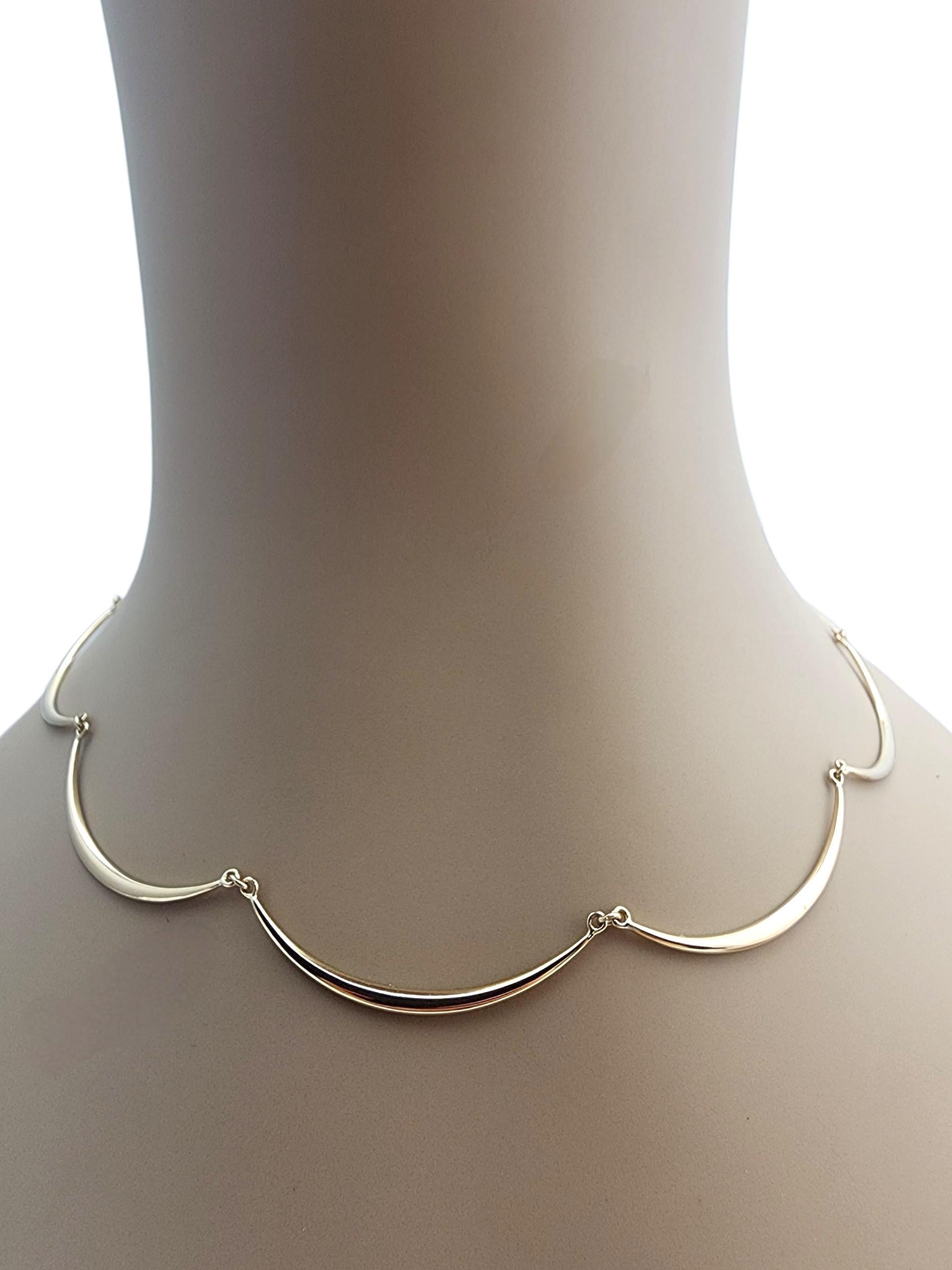 14K Yellow Gold Scalloped Link Necklace #22885 In Good Condition For Sale In Washington Depot, CT