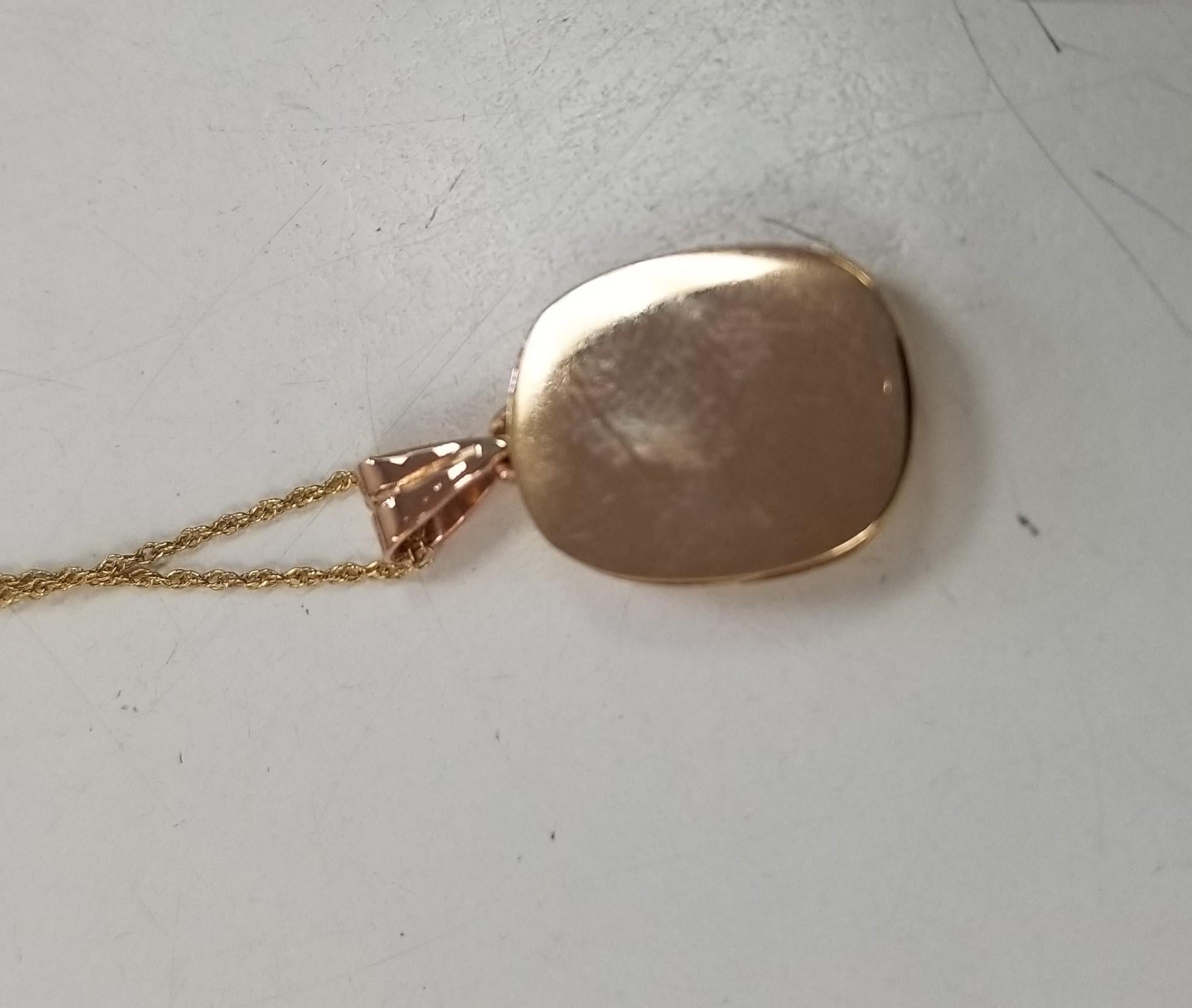 14k Gelbgold „Scarab“ Anhänger und Kette (Zeitgenössisch)