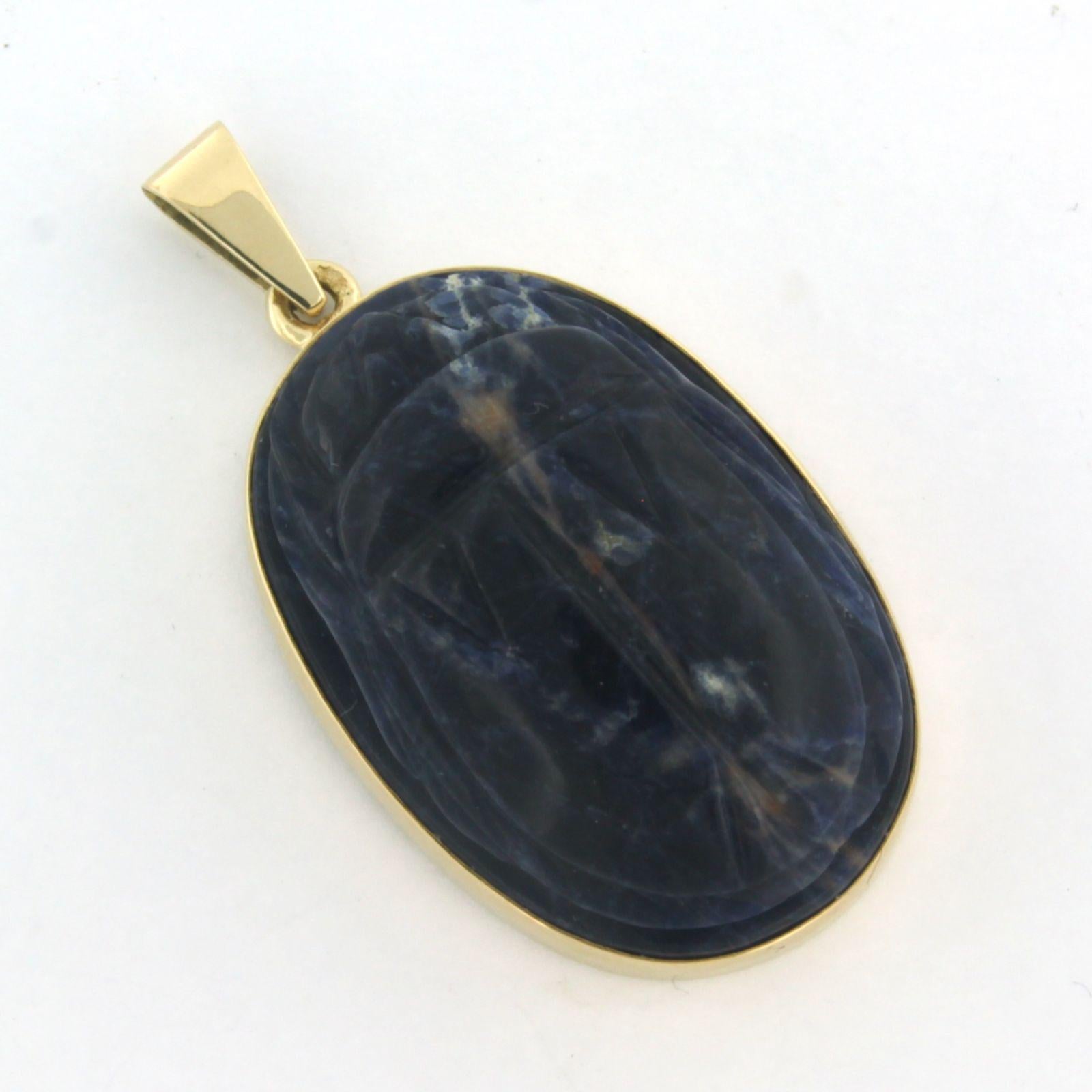 Pendentif scarabée en or jaune 14 carats serti de labradorite - 10,2 grammes en vente 1