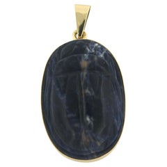 14k yellow gold scarab pendant set with labradorite - 10.2 grams
