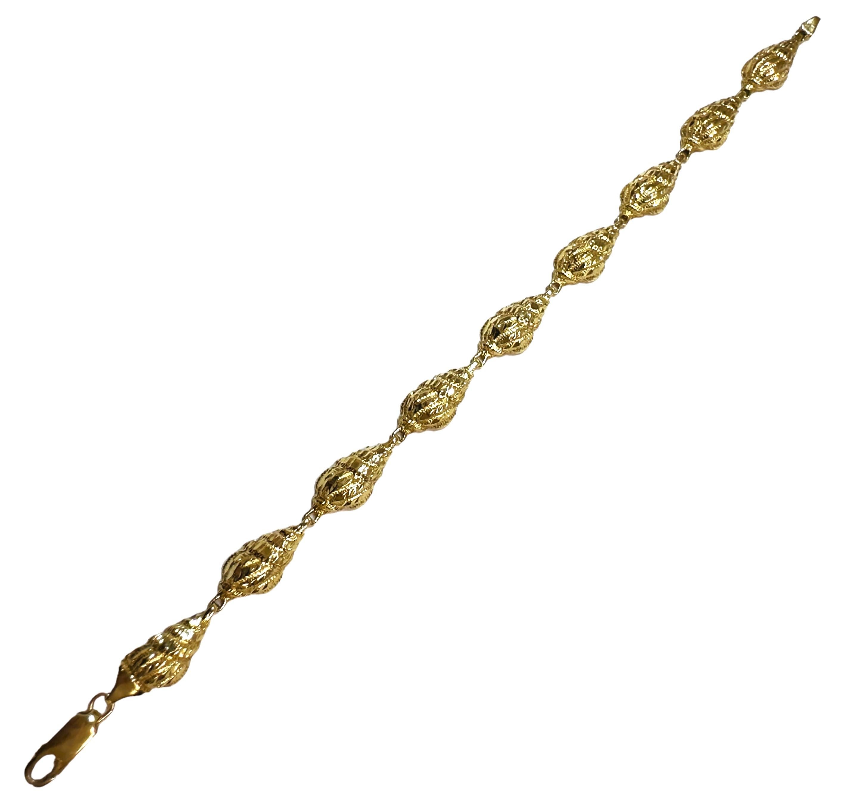 Art Nouveau 14k Yellow Gold Sea Shell  Bracelet - 7 inches - Stamped For Sale