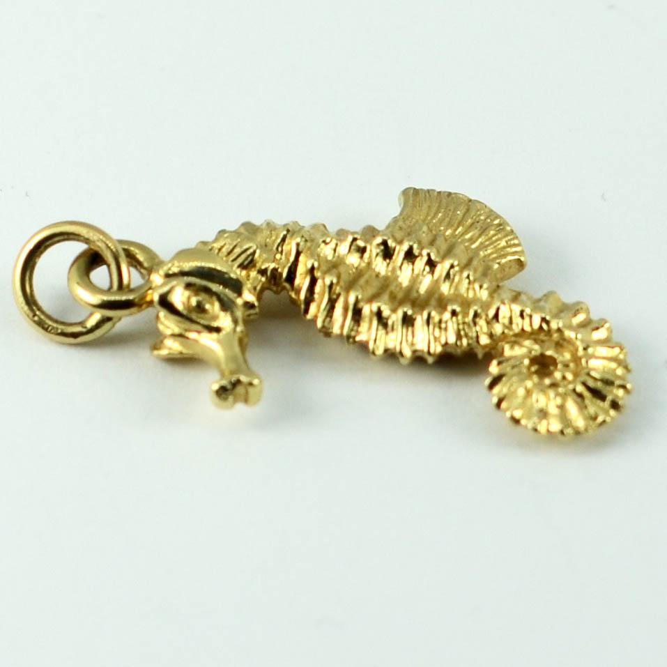 14 Karat Yellow Gold Seahorse Charm Pendant 1