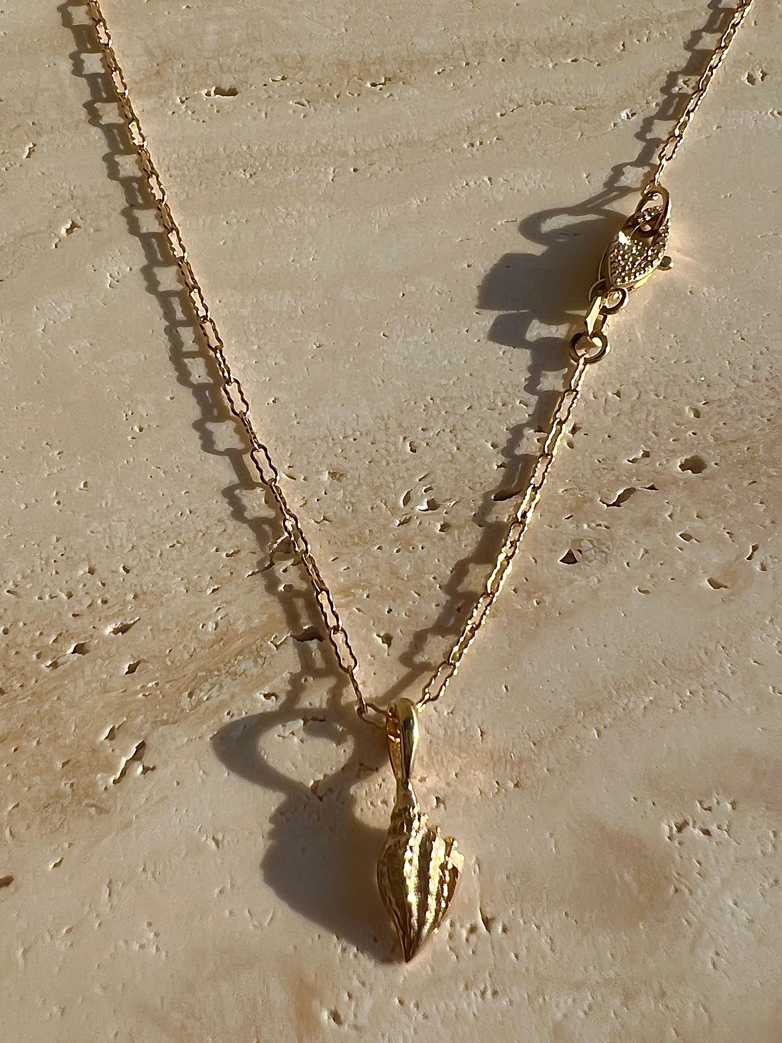 Artist 14k Yellow Gold Shell Pendant on Paperclip Chain with Synthetic Diamond Clasp For Sale