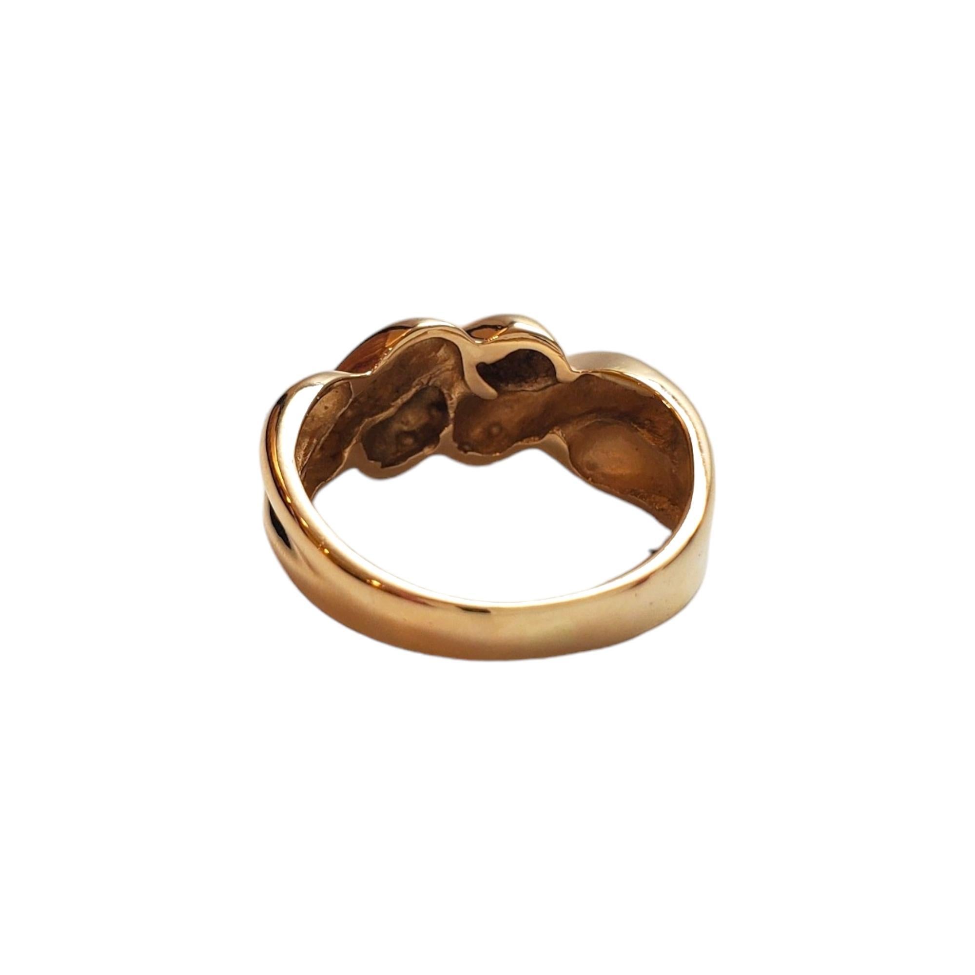 14K Yellow Gold Shrimp Ring

Elegant 14K yellow gold ring with shrimp design.

Hallmark: 14K

Weight: 4.2 g/ 2.7 dwt.

Ring Size: 6

Shank: 2.9 mm

Dimensions: 16.7 mm X 8.5 mm X 4.2 mm

Very good condition, professionally polished.

Will come