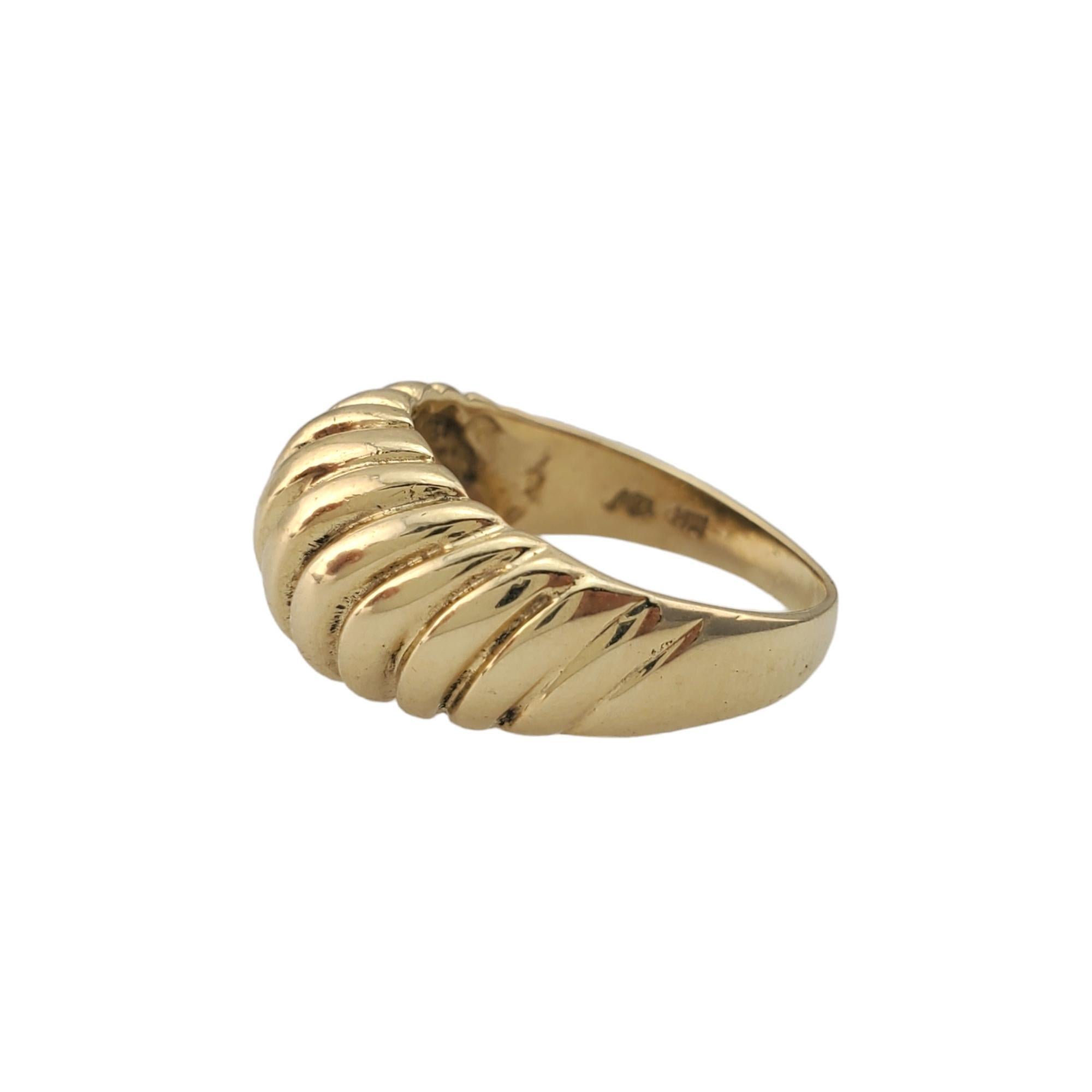 14K Yellow Gold Shrimp Style Dome Ring Size 5 #17793 In Good Condition In Washington Depot, CT