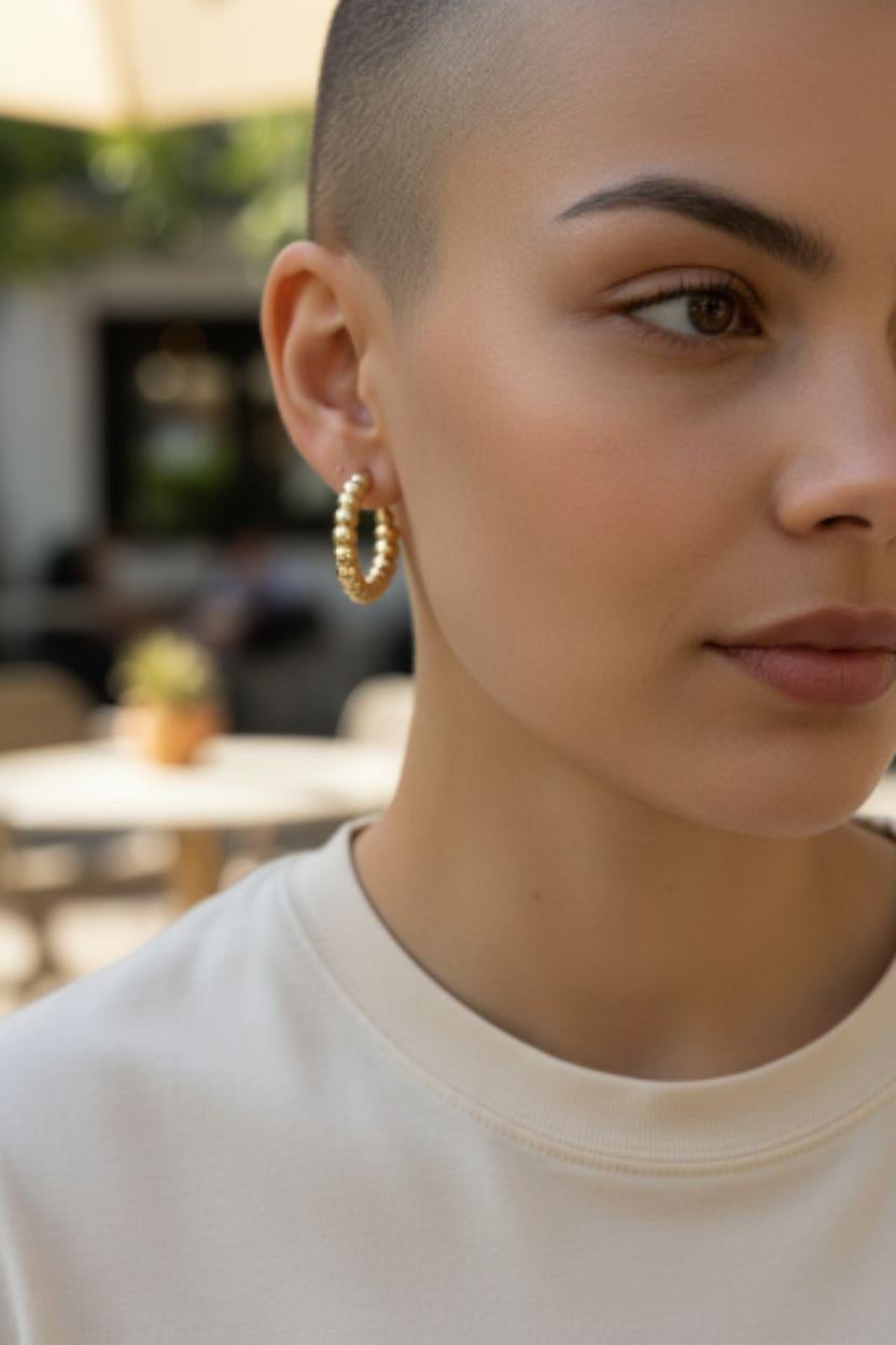 Orecchini a cerchio stile gambero in oro giallo 14K #23881 in vendita 5