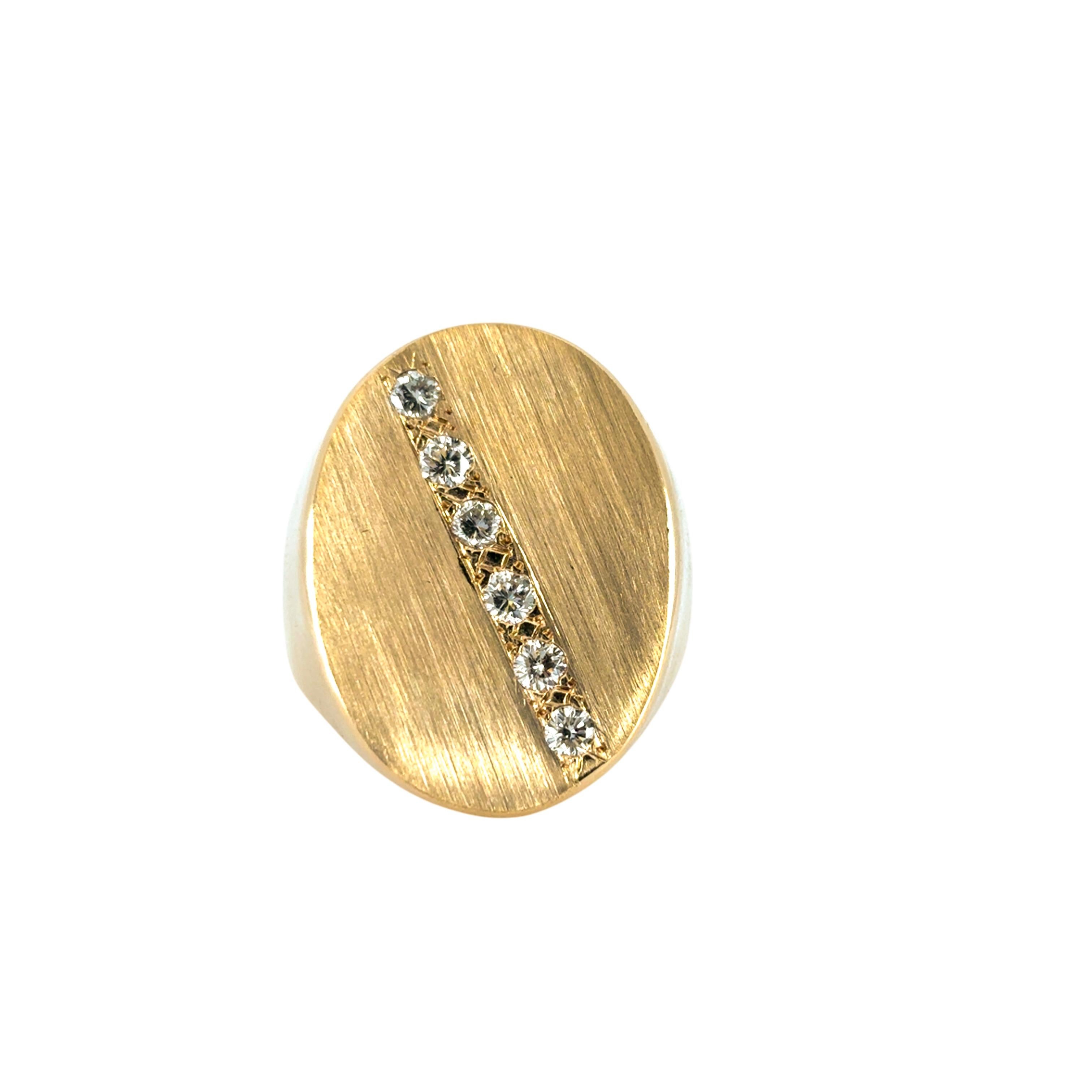 Anello Signet in oro giallo 14k con circa 0,20ctw di diamanti naturali in vendita 3