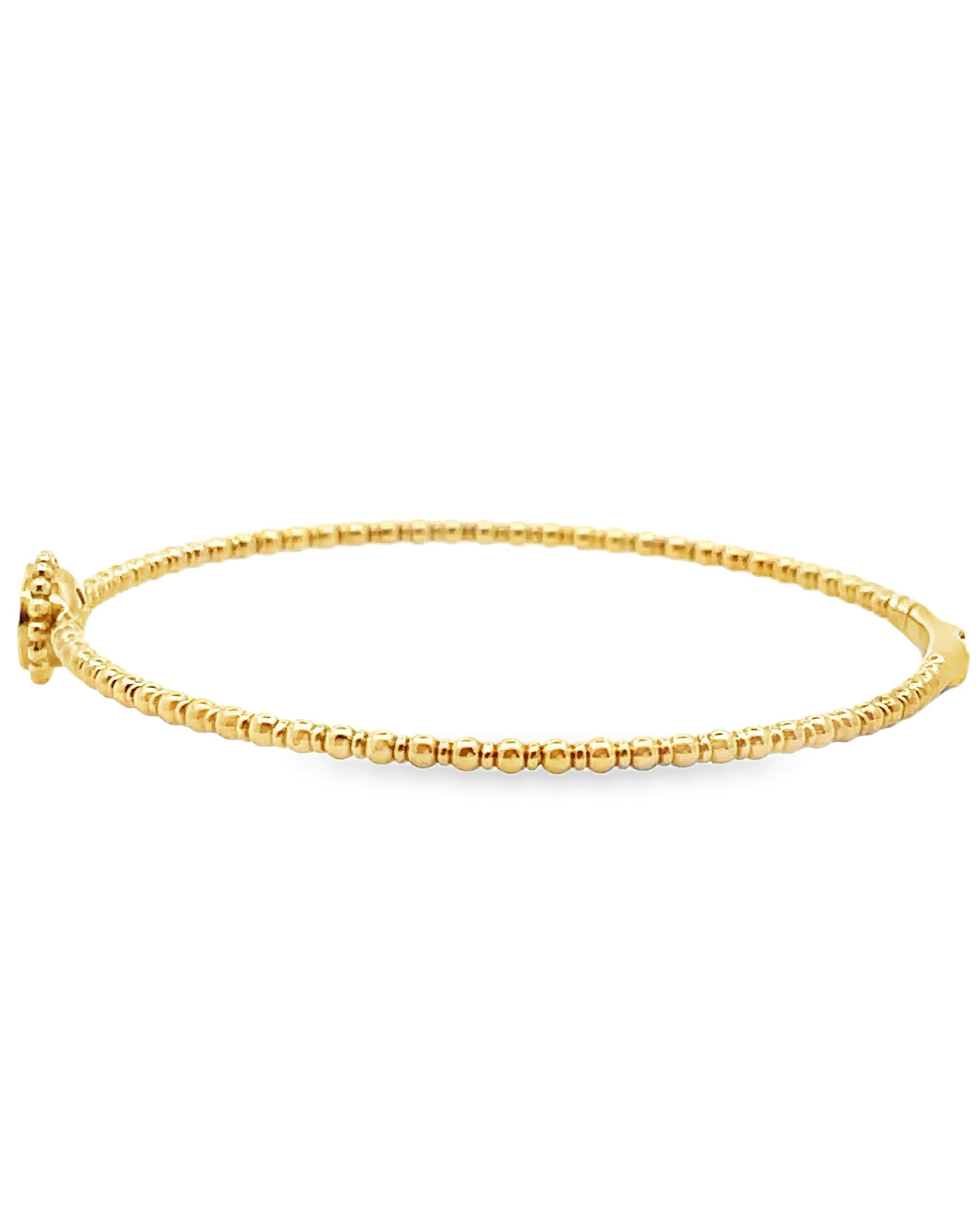14K Gelbgold einzelne Station ovale Form weichen Armreif mit 7 runden Diamanten 0,23 Karat ausgestattet. 

- Diamanten sind G Farbe, VS2/SI1 Klarheit