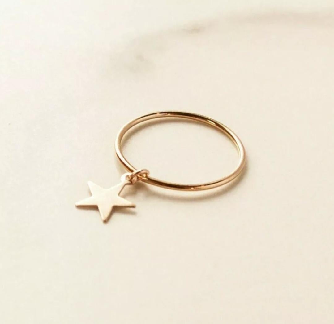 Art Deco 14k Yellow Gold Skinny Star Ring Band Celestial Birthday Gift For Love For Sale