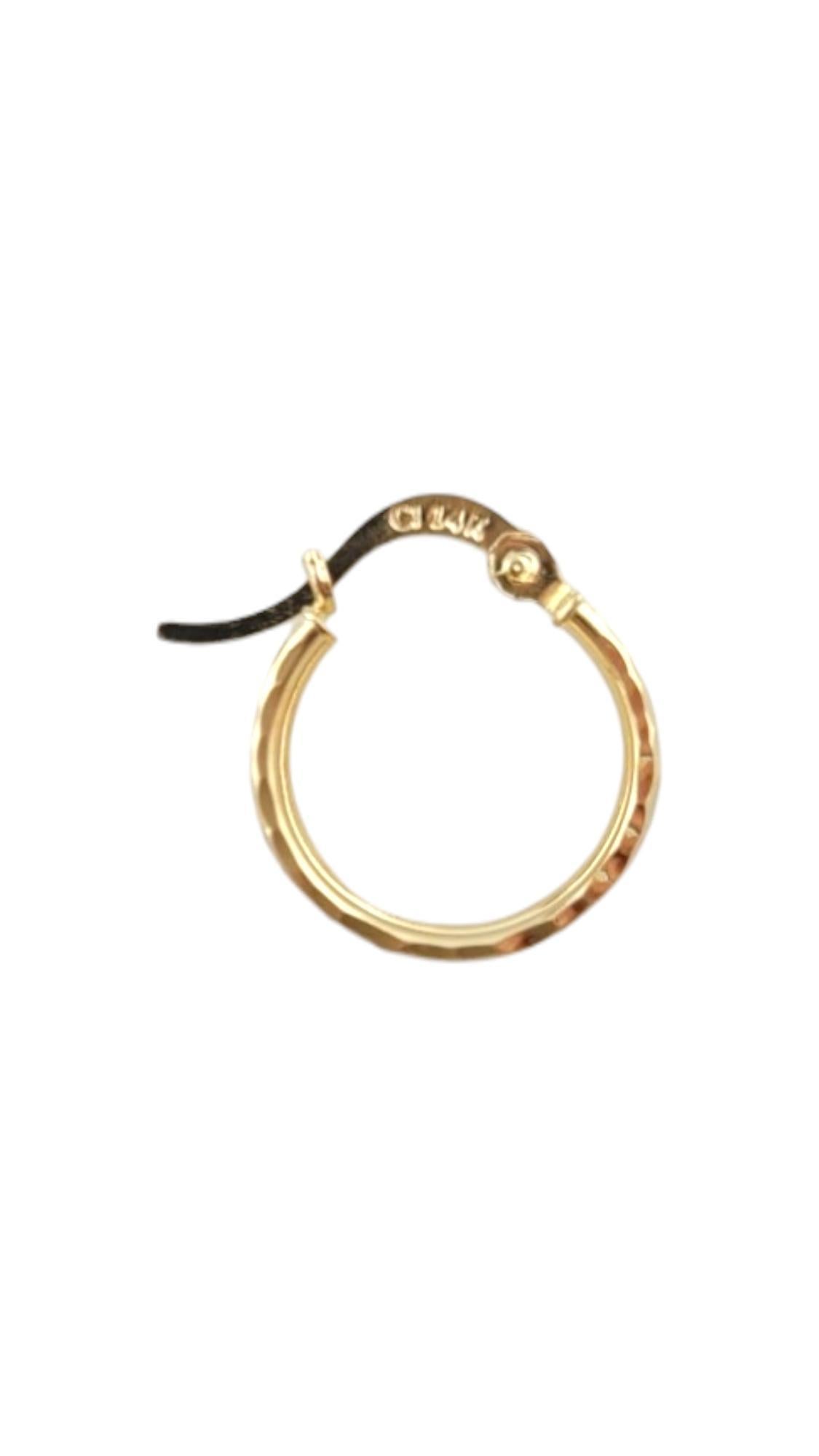 14K Yellow Gold Small Wide Hoop Earrings #16776 In Good Condition In Washington Depot, CT