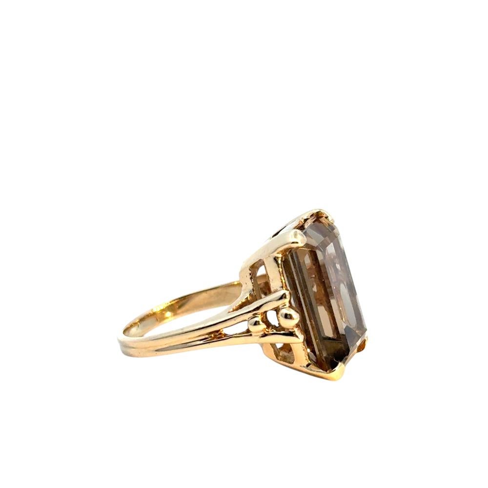 Vintage 14k Yellow Gold Smoky Quartz Gemstone Ring In Excellent Condition For Sale In Boca Raton, FL
