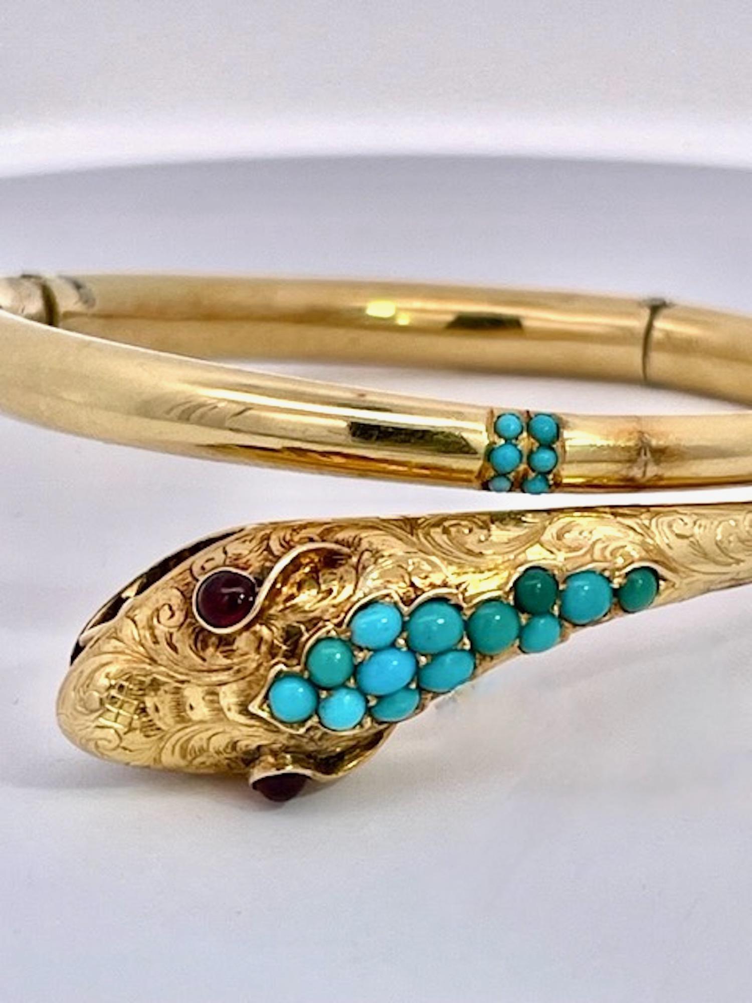Victorien tardif Bracelet serpent en or jaune 14 carats turquoise en vente