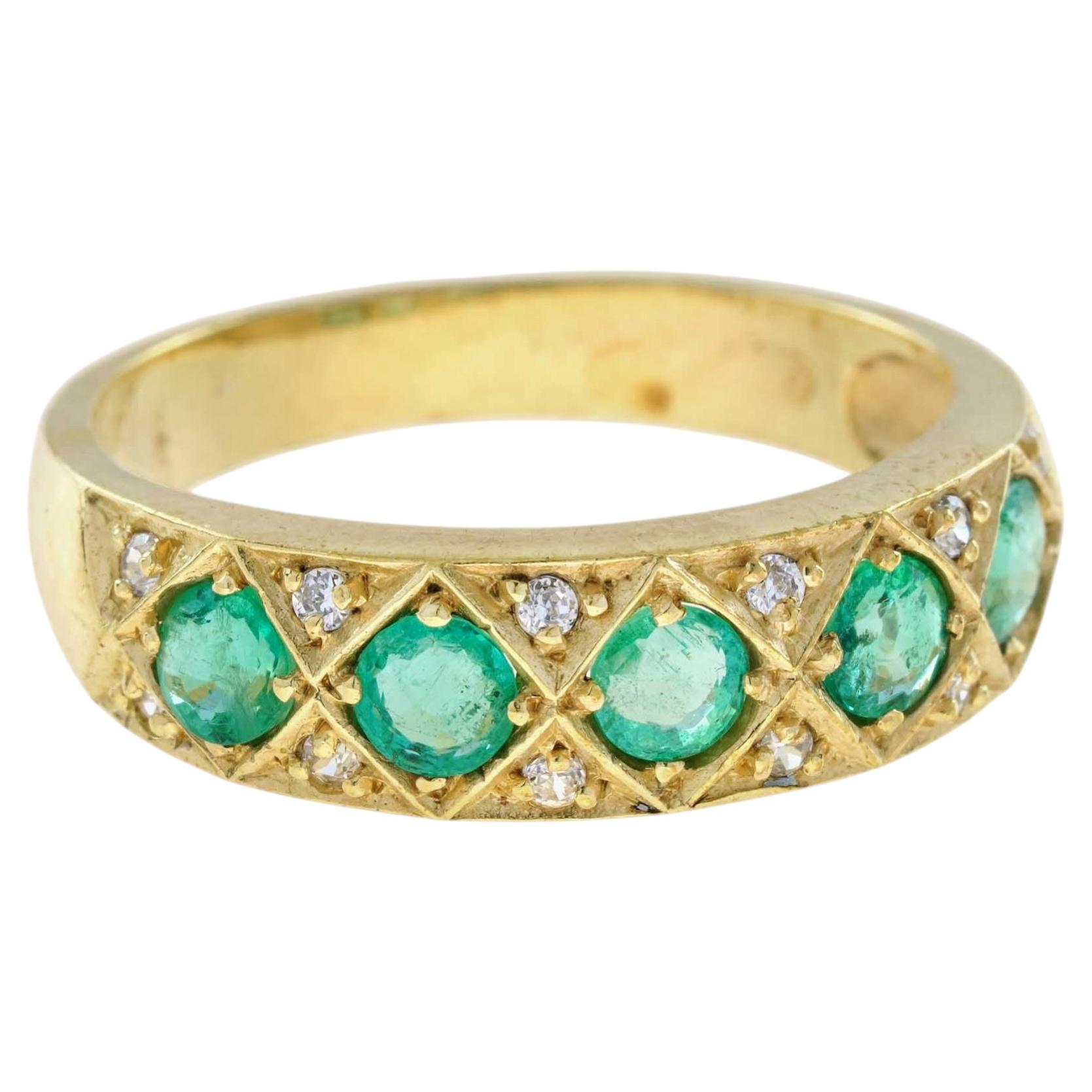 Anillo de oro amarillo de 14 quilates con esmeralda maciza y diamantes de estilo victoriano de cinco piedras