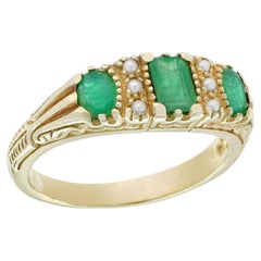 14K Yellow Gold Solid Emerald Pearl Victorian Style Three Stone Ring