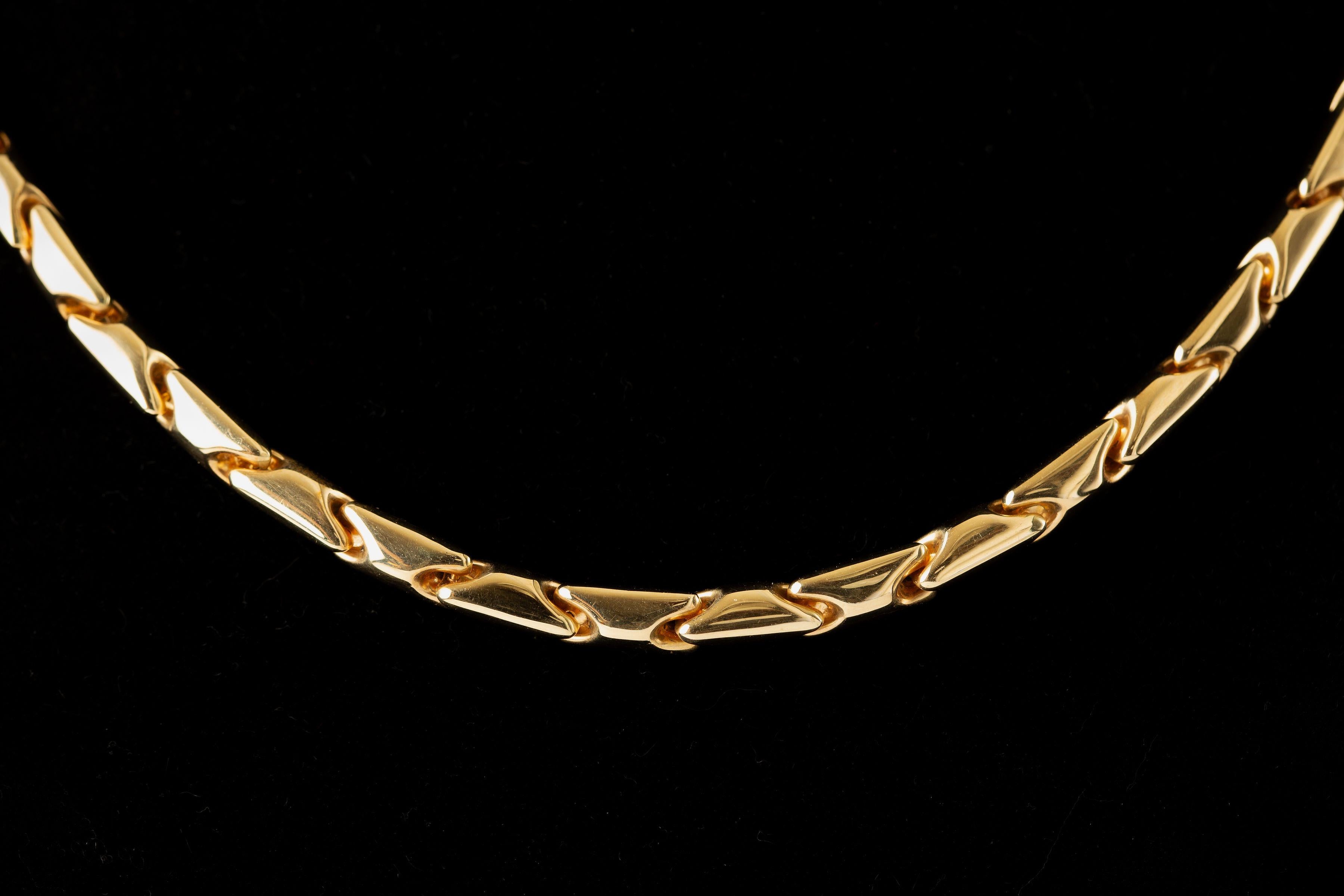 14k Yellow Gold Solid Link Necklace In Good Condition For Sale In Bernardsville, NJ