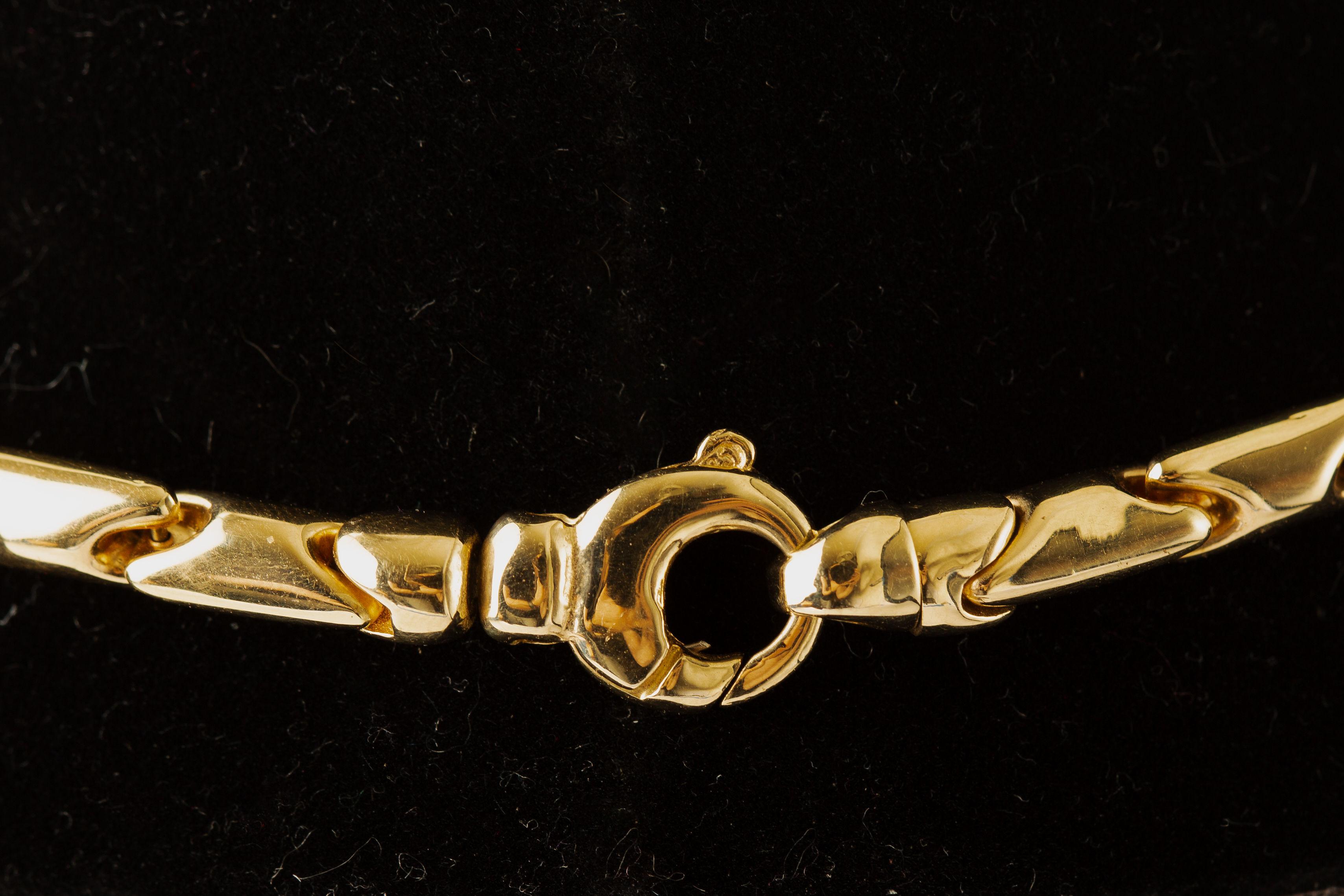 14k Yellow Gold Solid Link Necklace For Sale 1