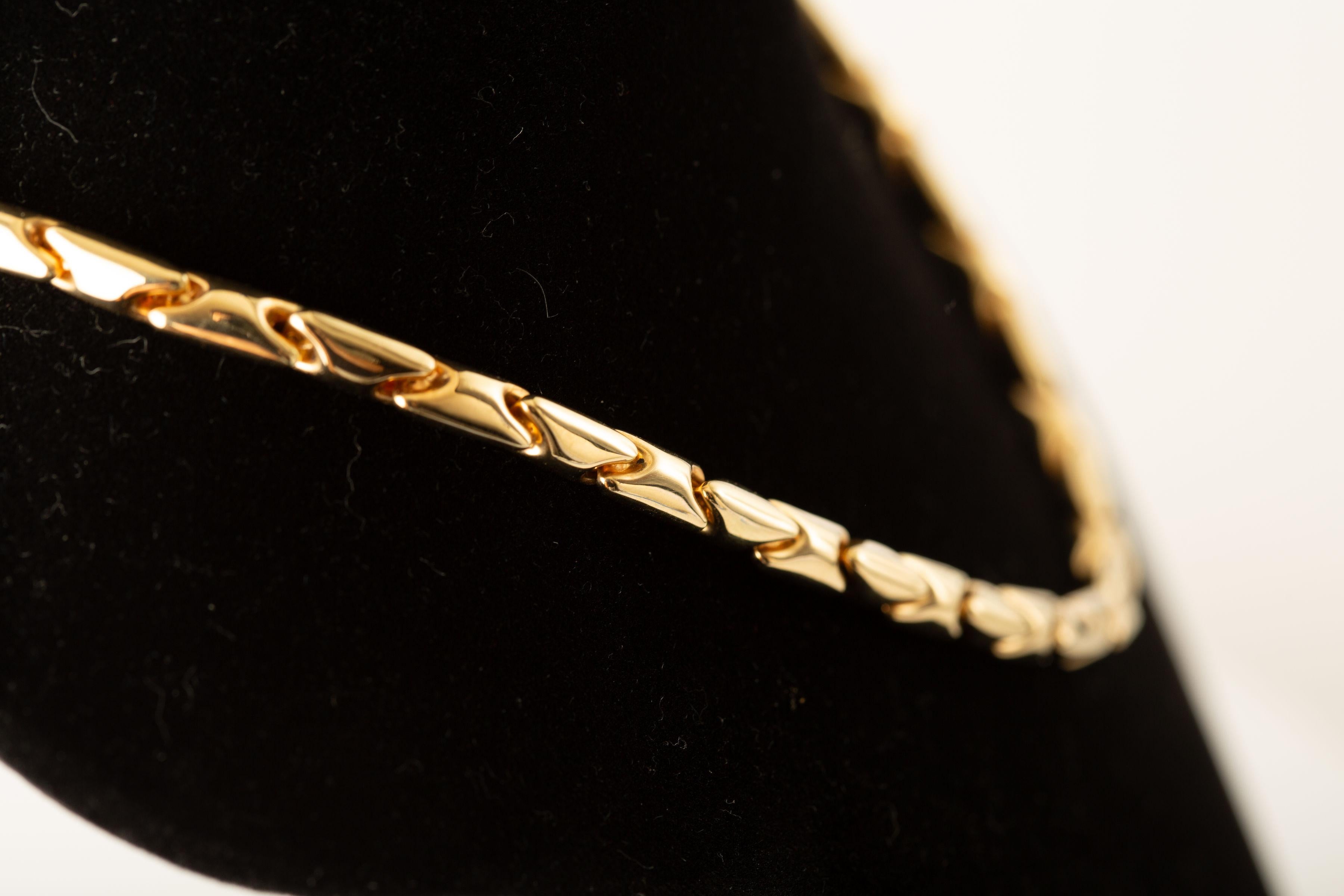 14k Yellow Gold Solid Link Necklace For Sale 2