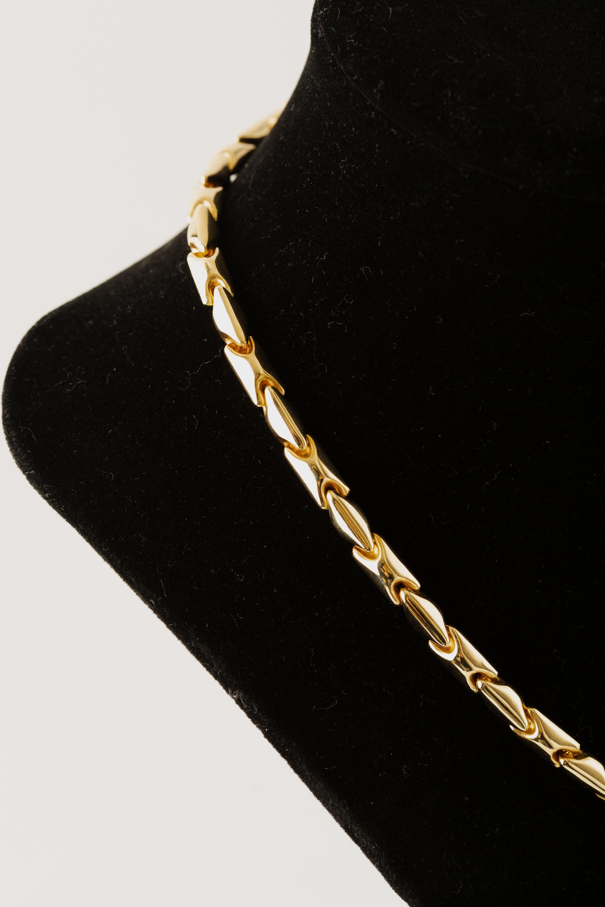 14k Yellow Gold Solid Link Necklace For Sale 5