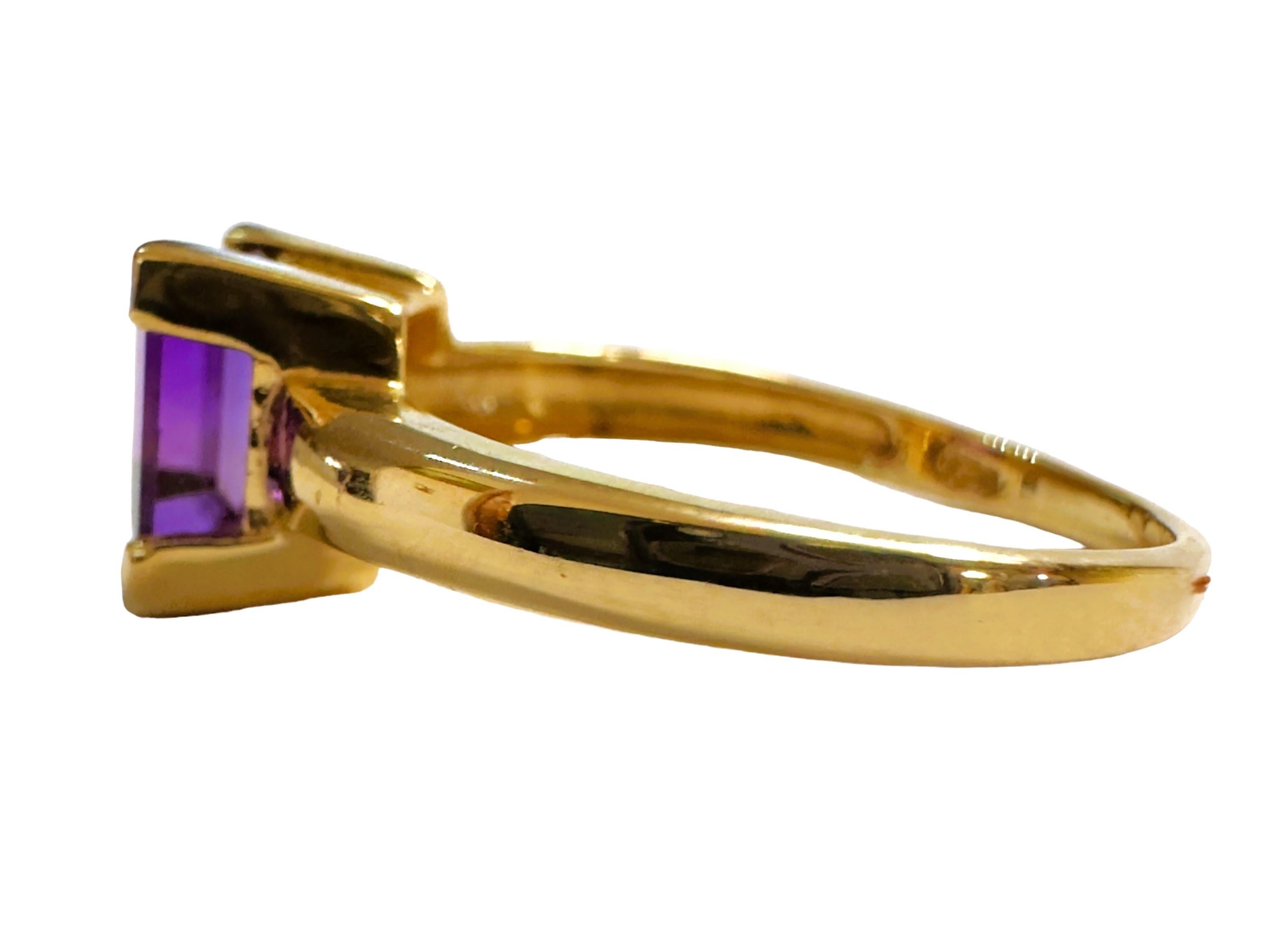 14k Gelbgold Solitär Amethyst Modernistischer Ring Größe 6,75 (Asscher-Schliff) im Angebot
