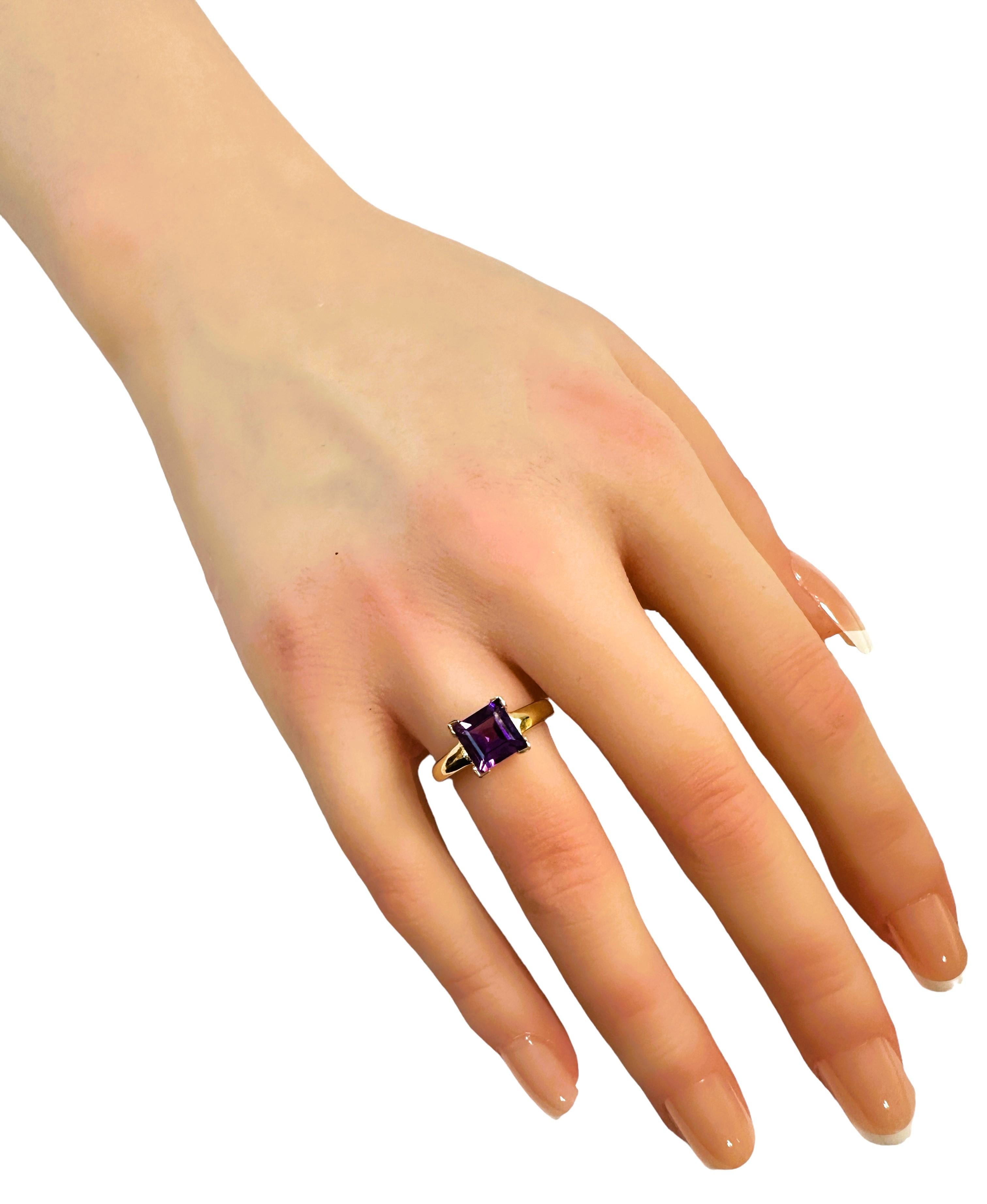 14k Yellow Gold Solitaire Amethyst Modernist Ring Size 6.75 For Sale 1