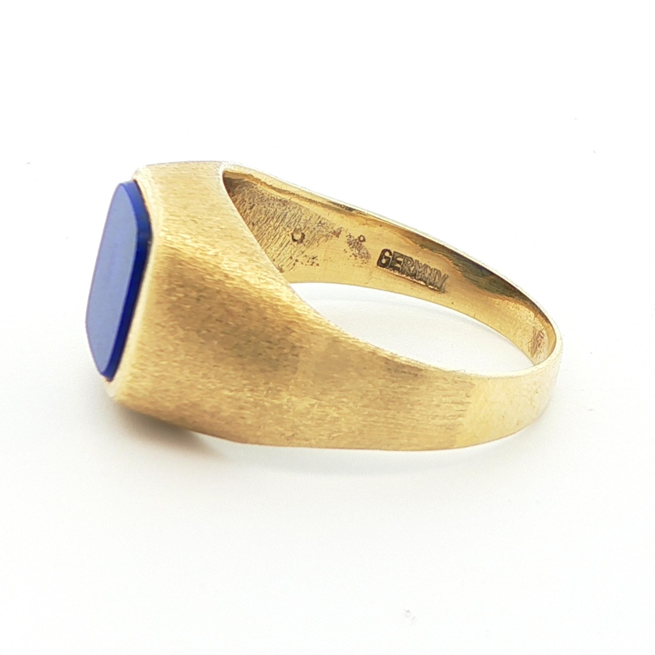 14k Yellow Gold Solitaire Lapis Ring For Sale 4