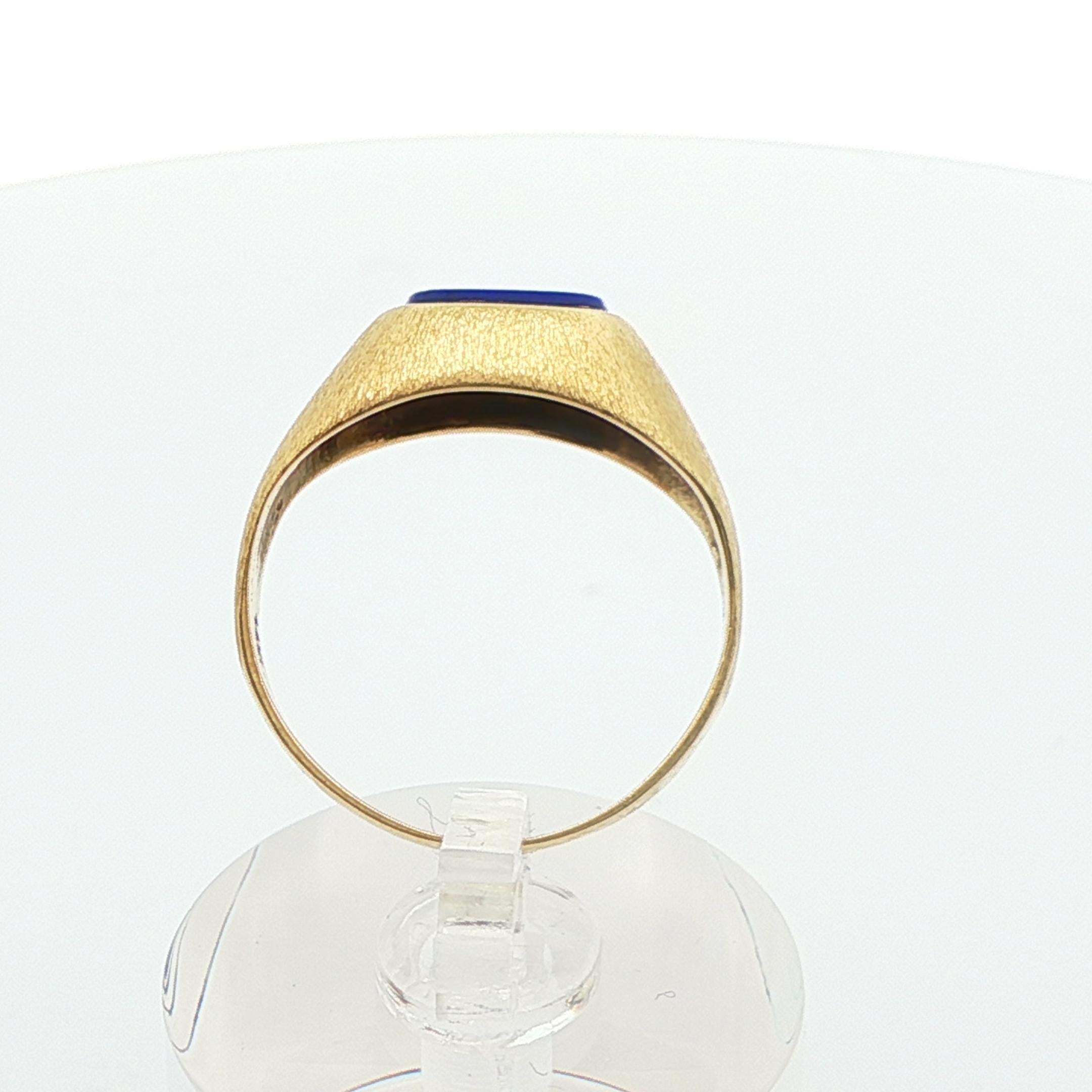 14k Yellow Gold Solitaire Lapis Ring For Sale 2